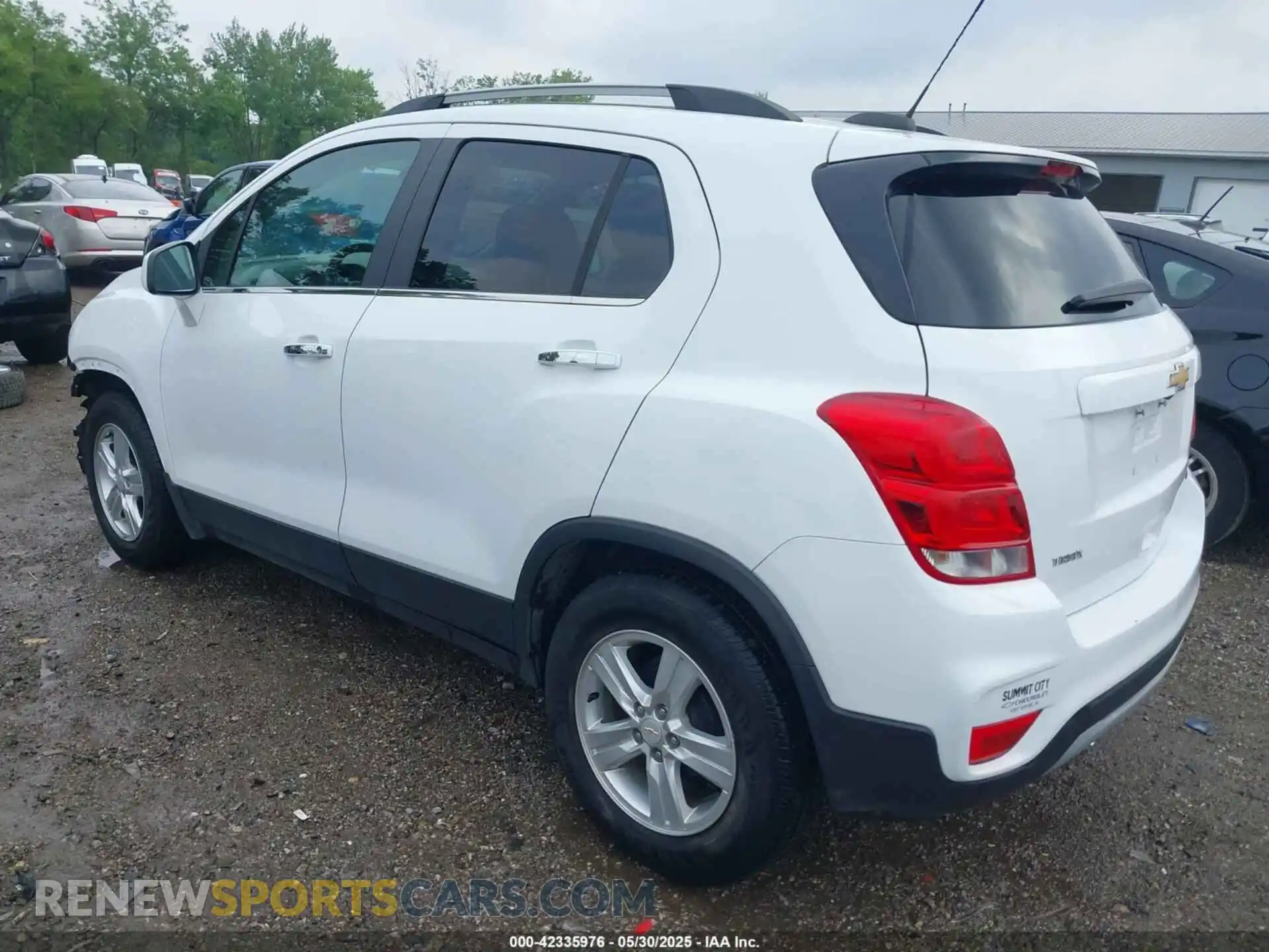 3 Photograph of a damaged car KL7CJLSB8KB912566 CHEVROLET TRAX 2019