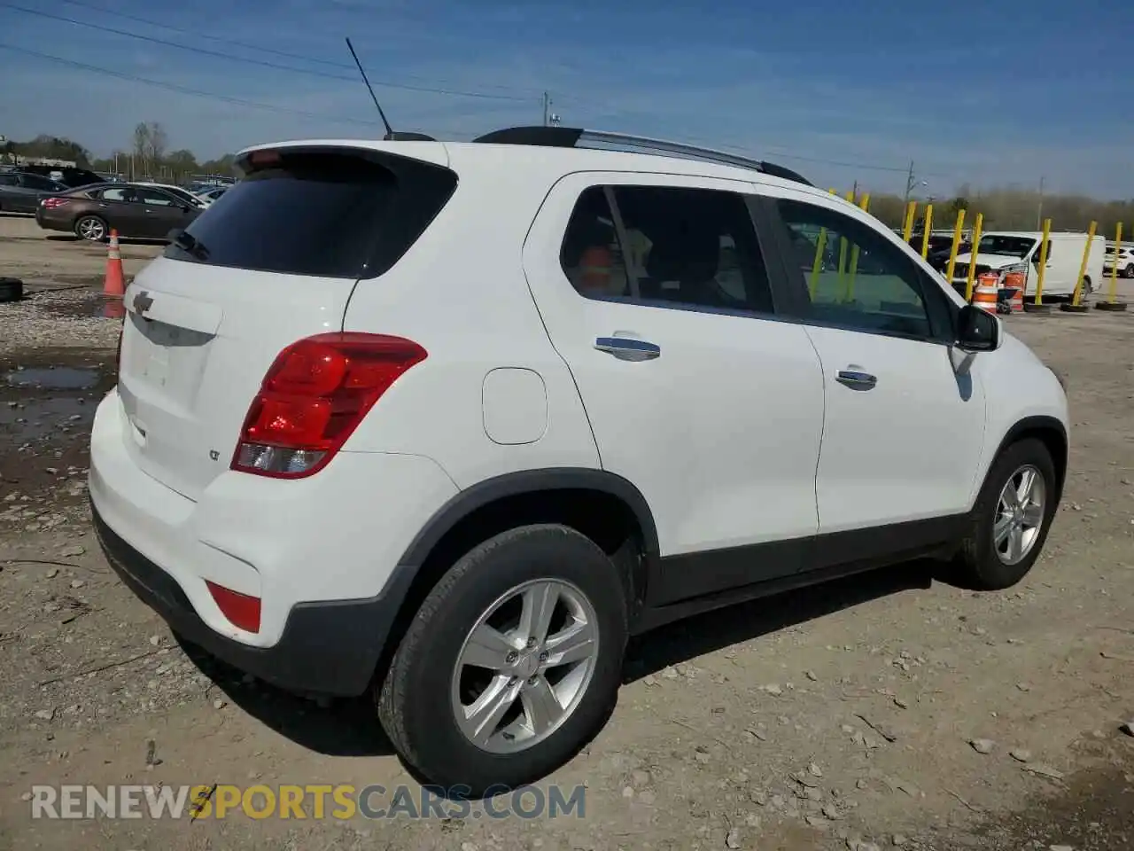 3 Photograph of a damaged car KL7CJLSB9KB962425 CHEVROLET TRAX 2019