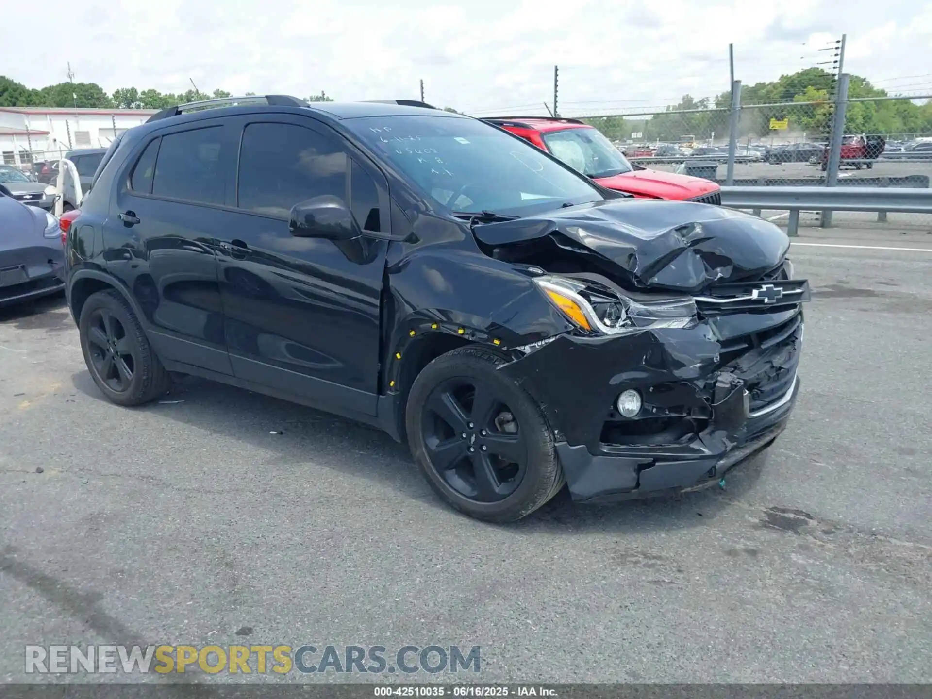 1 Фотография поврежденного автомобиля KL7CJMSB9KB815608 CHEVROLET TRAX 2019