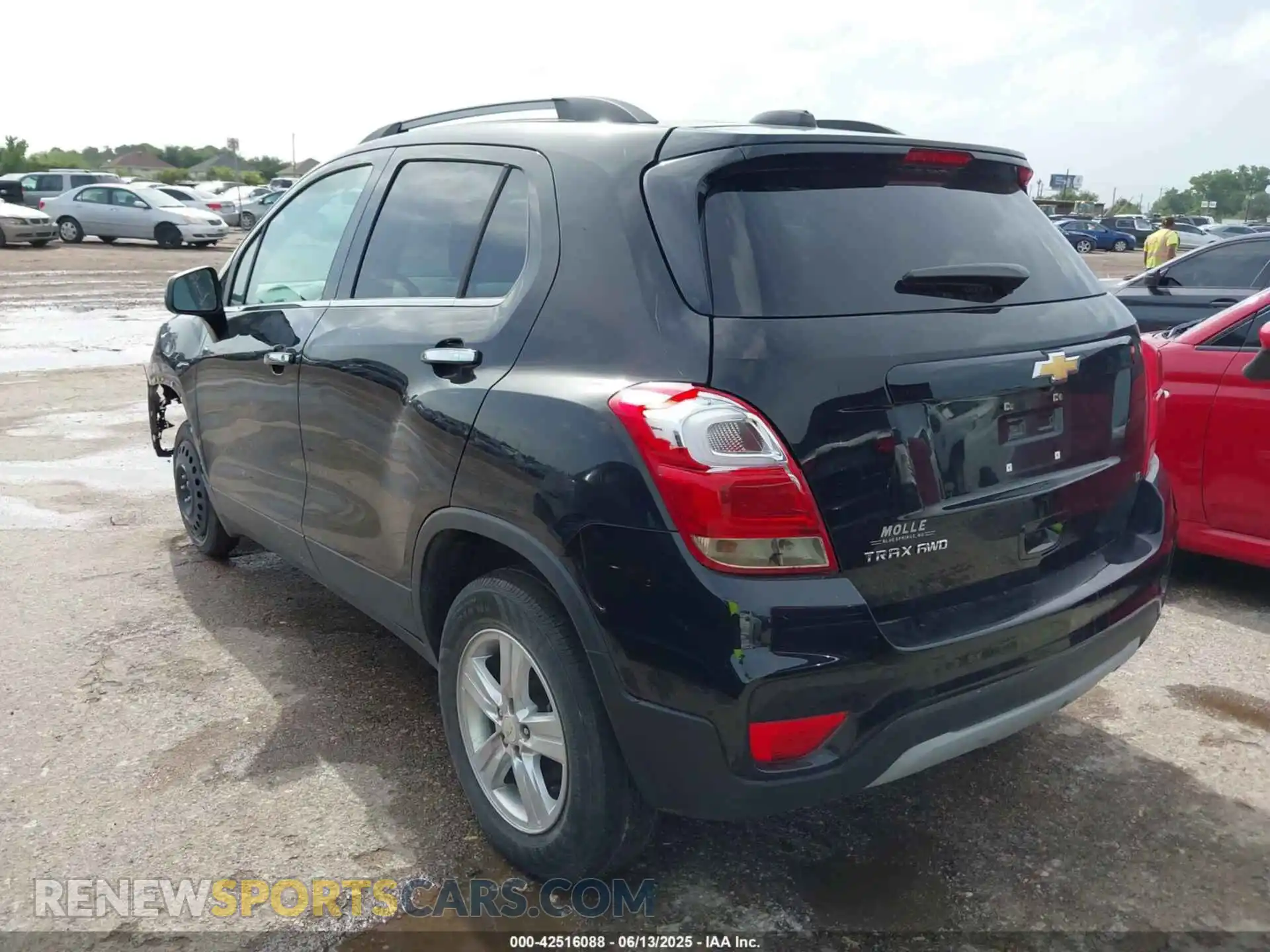 3 fotografías del automóvil dañado KL7CJPSB1KB806385 CHEVROLET TRAX 2019