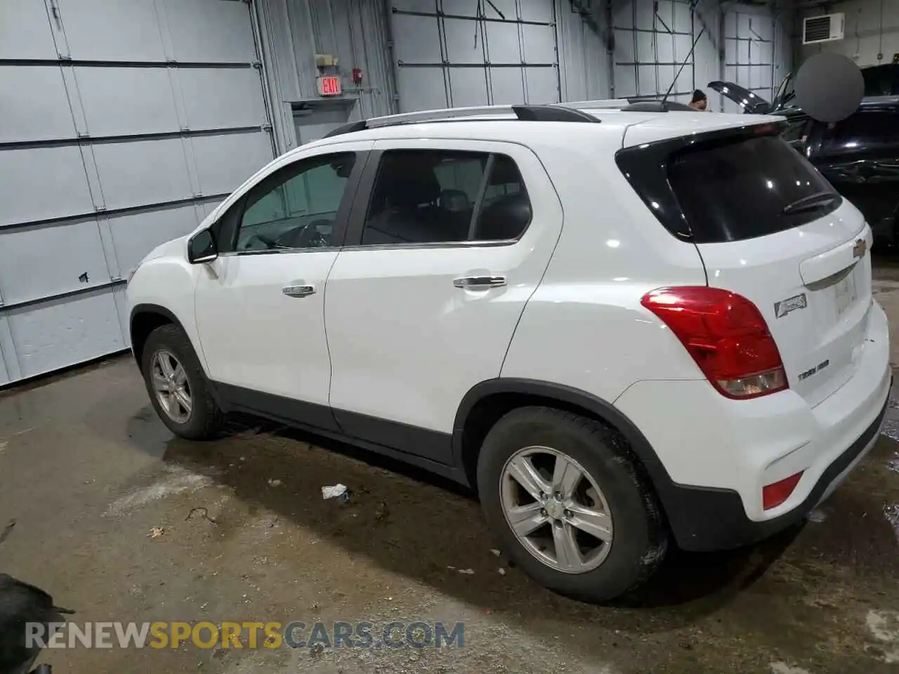2 Photograph of a damaged car KL7CJPSB2KB765118 CHEVROLET TRAX 2019