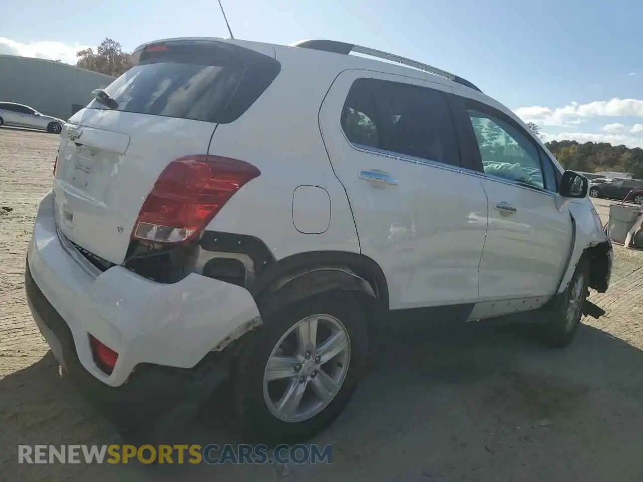 3 fotografías del automóvil dañado KL7CJPSB2KB809327 CHEVROLET TRAX 2019