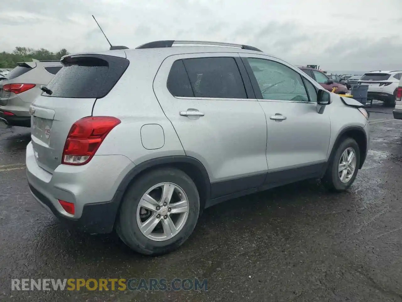 3 Photograph of a damaged car KL7CJPSB2KB882116 CHEVROLET TRAX 2019