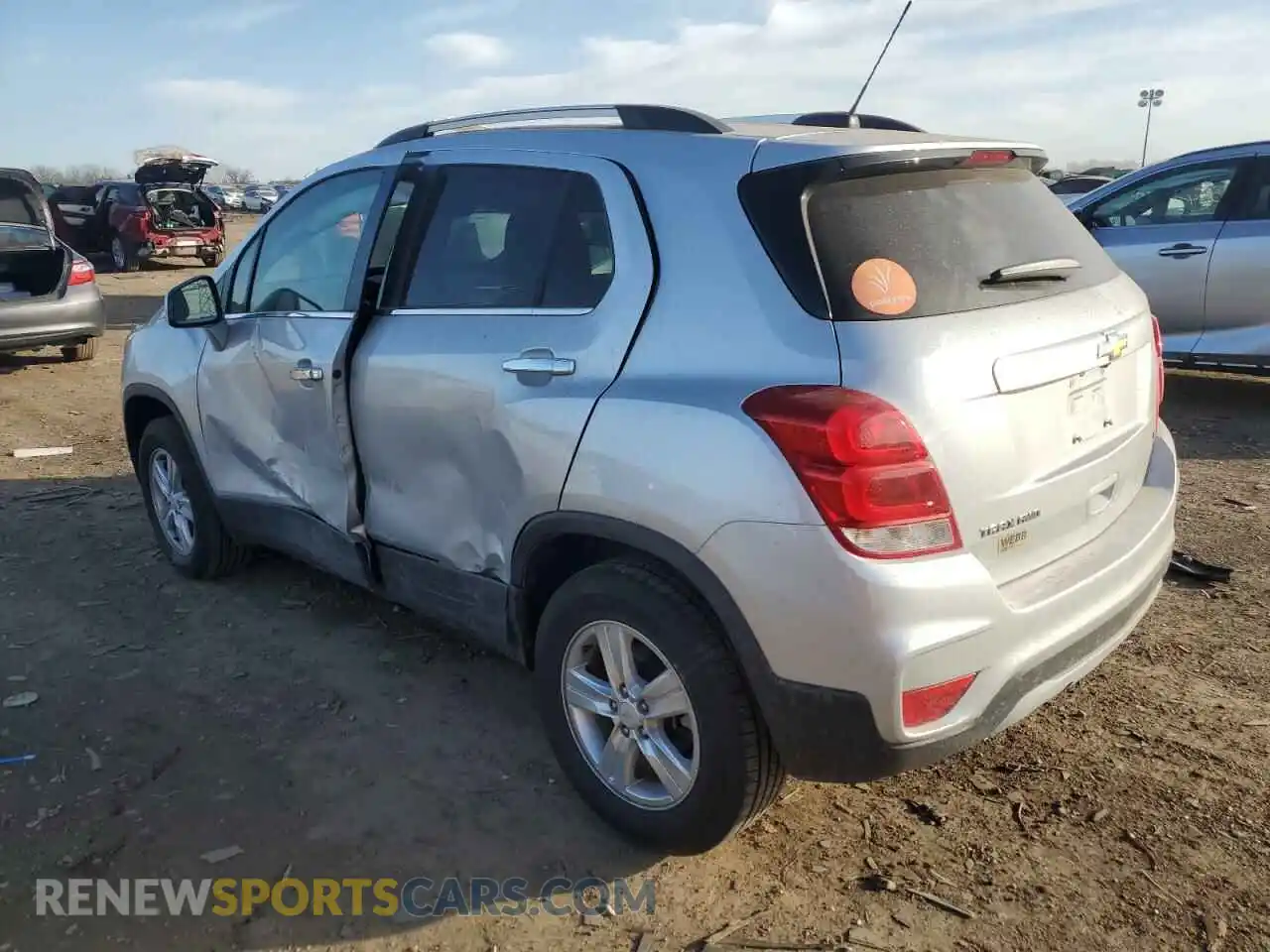 2 Photograph of a damaged car KL7CJPSB5KB861177 CHEVROLET TRAX 2019