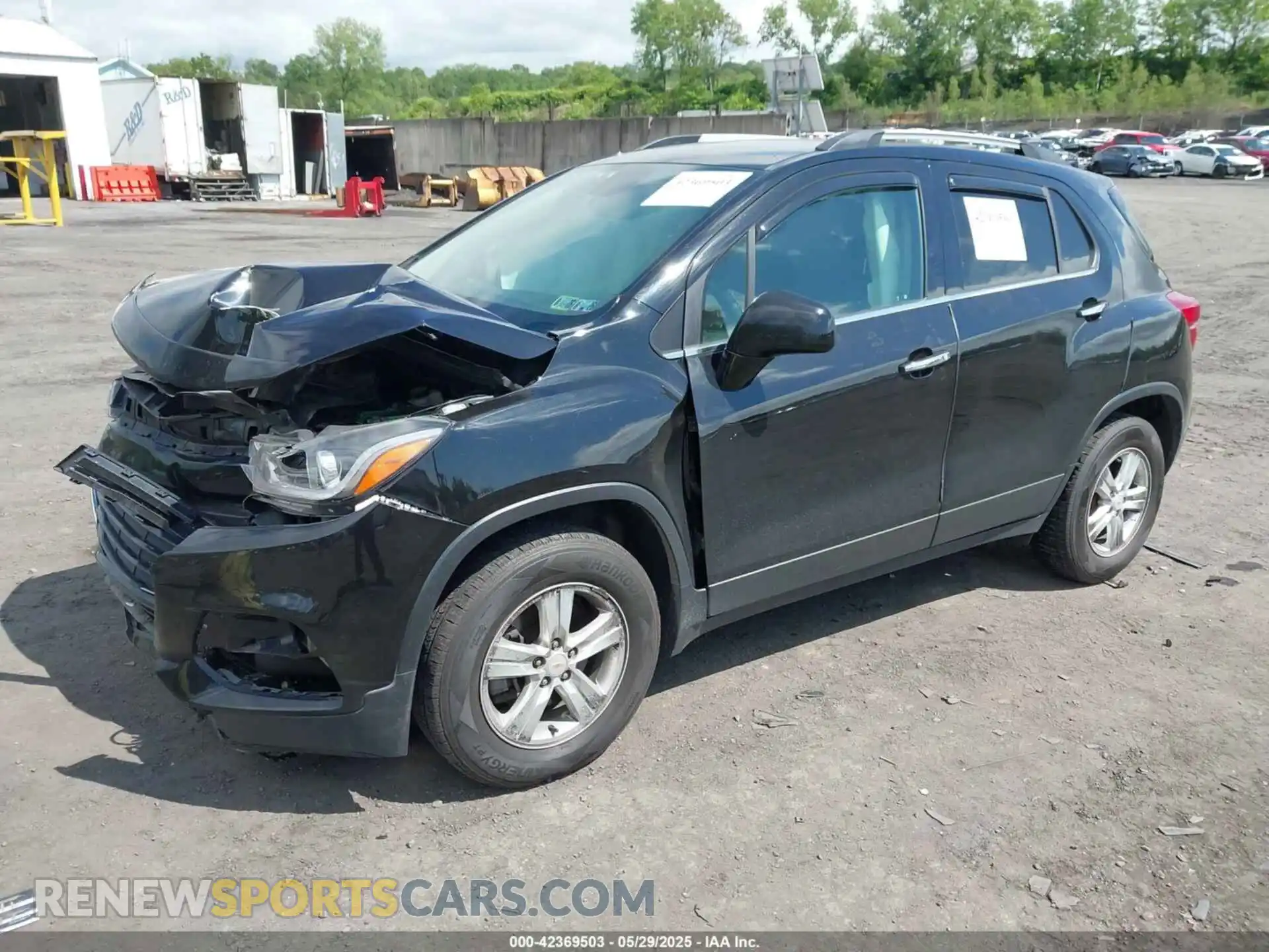 2 fotografías del automóvil dañado KL7CJPSB7KB732437 CHEVROLET TRAX 2019