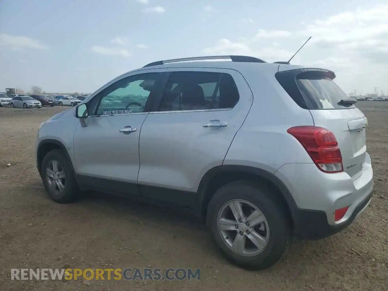 2 Photograph of a damaged car KL7CJPSB7KB813468 CHEVROLET TRAX 2019