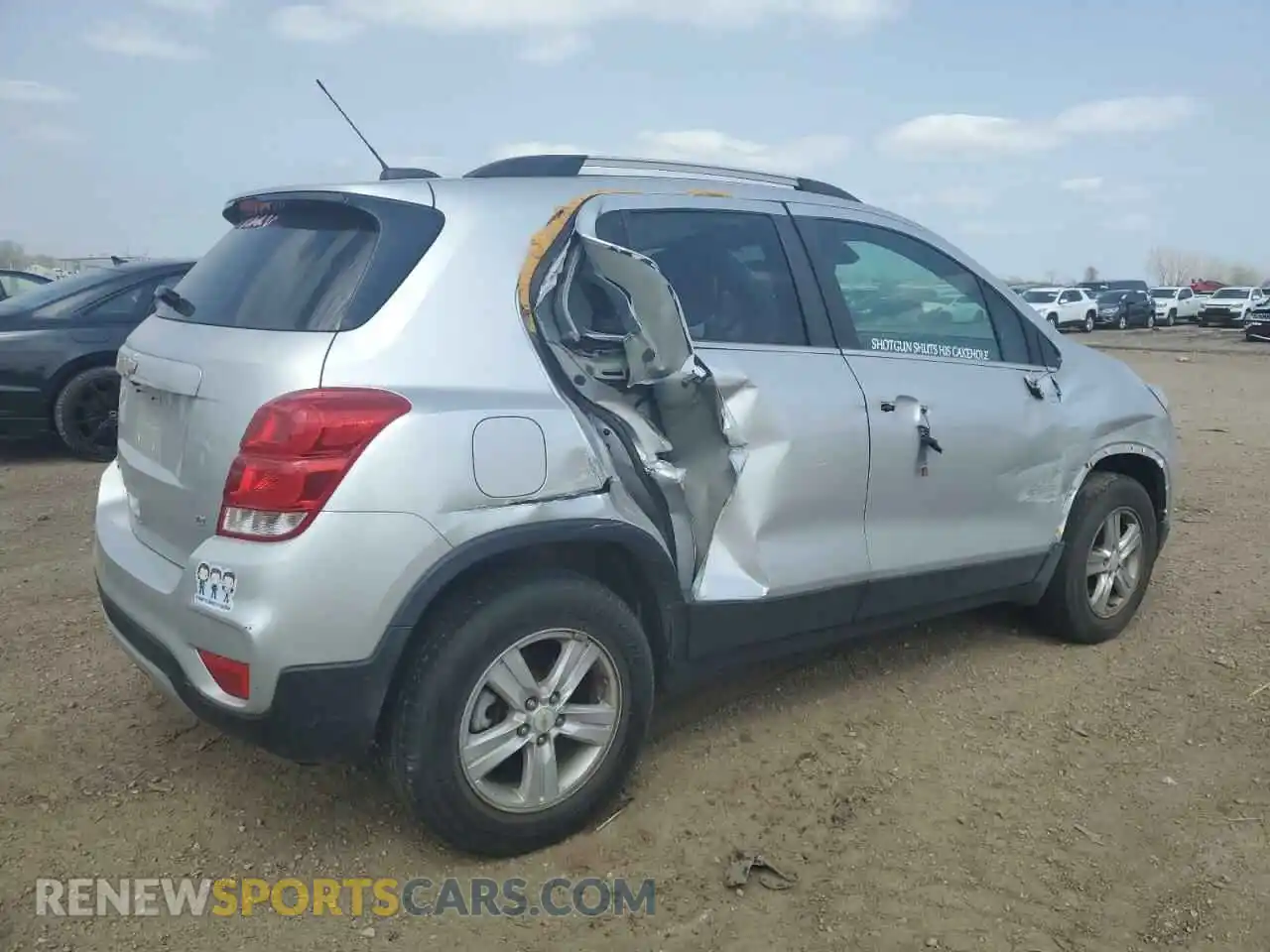 3 Photograph of a damaged car KL7CJPSB7KB813468 CHEVROLET TRAX 2019