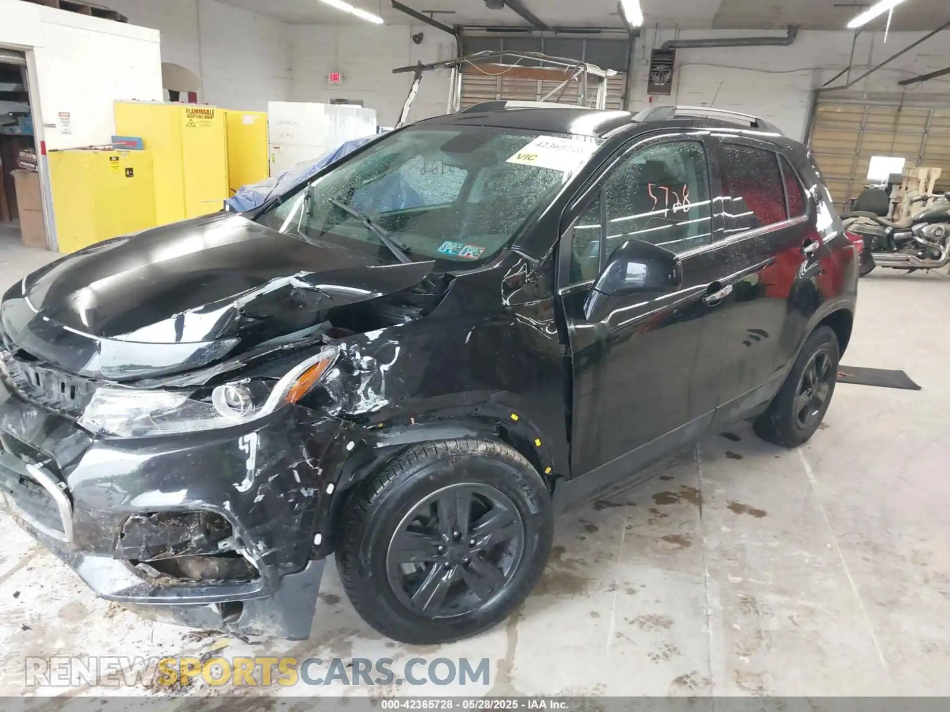 2 Photograph of a damaged car KL7CJPSB7KB926482 CHEVROLET TRAX 2019