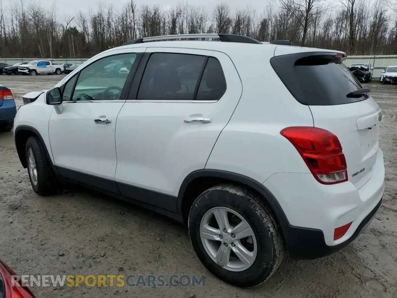2 Photograph of a damaged car KL7CJPSB7KB927261 CHEVROLET TRAX 2019