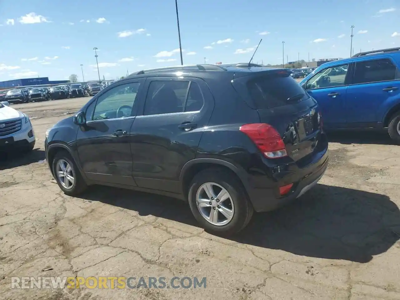 2 Photograph of a damaged car 3GNCJLSB3LL230978 CHEVROLET TRAX 2020