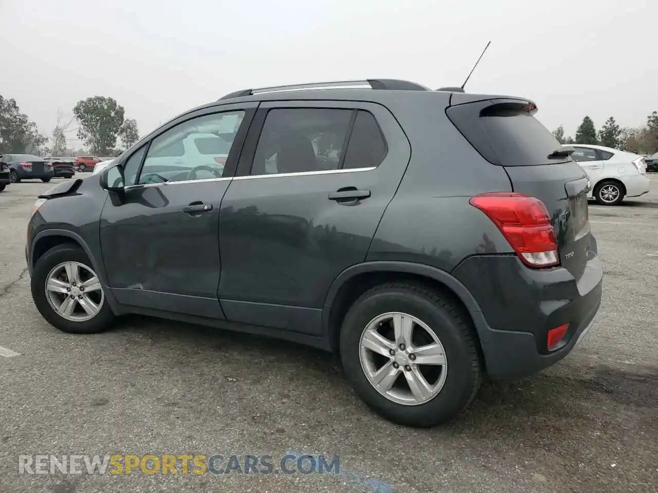 2 Photograph of a damaged car 3GNCJLSB4LL250298 CHEVROLET TRAX 2020