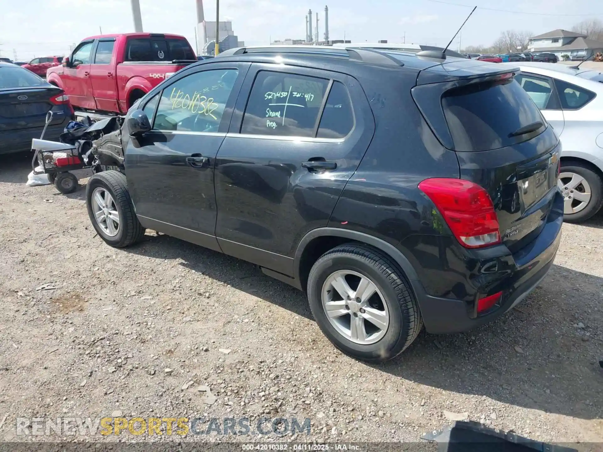 3 Photograph of a damaged car 3GNCJLSB9LL226191 CHEVROLET TRAX 2020