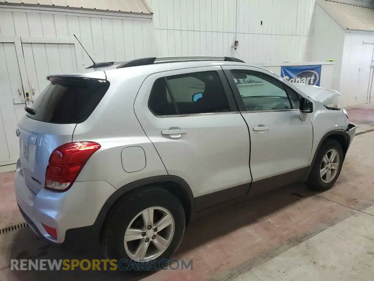 3 Photograph of a damaged car 3GNCJLSB9LL328526 CHEVROLET TRAX 2020