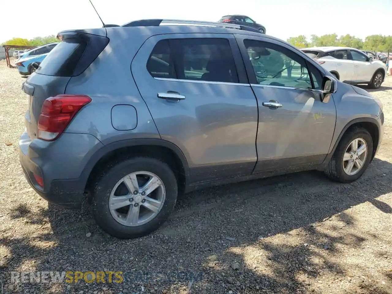 3 Photograph of a damaged car 3GNCJLSBXLL249723 CHEVROLET TRAX 2020