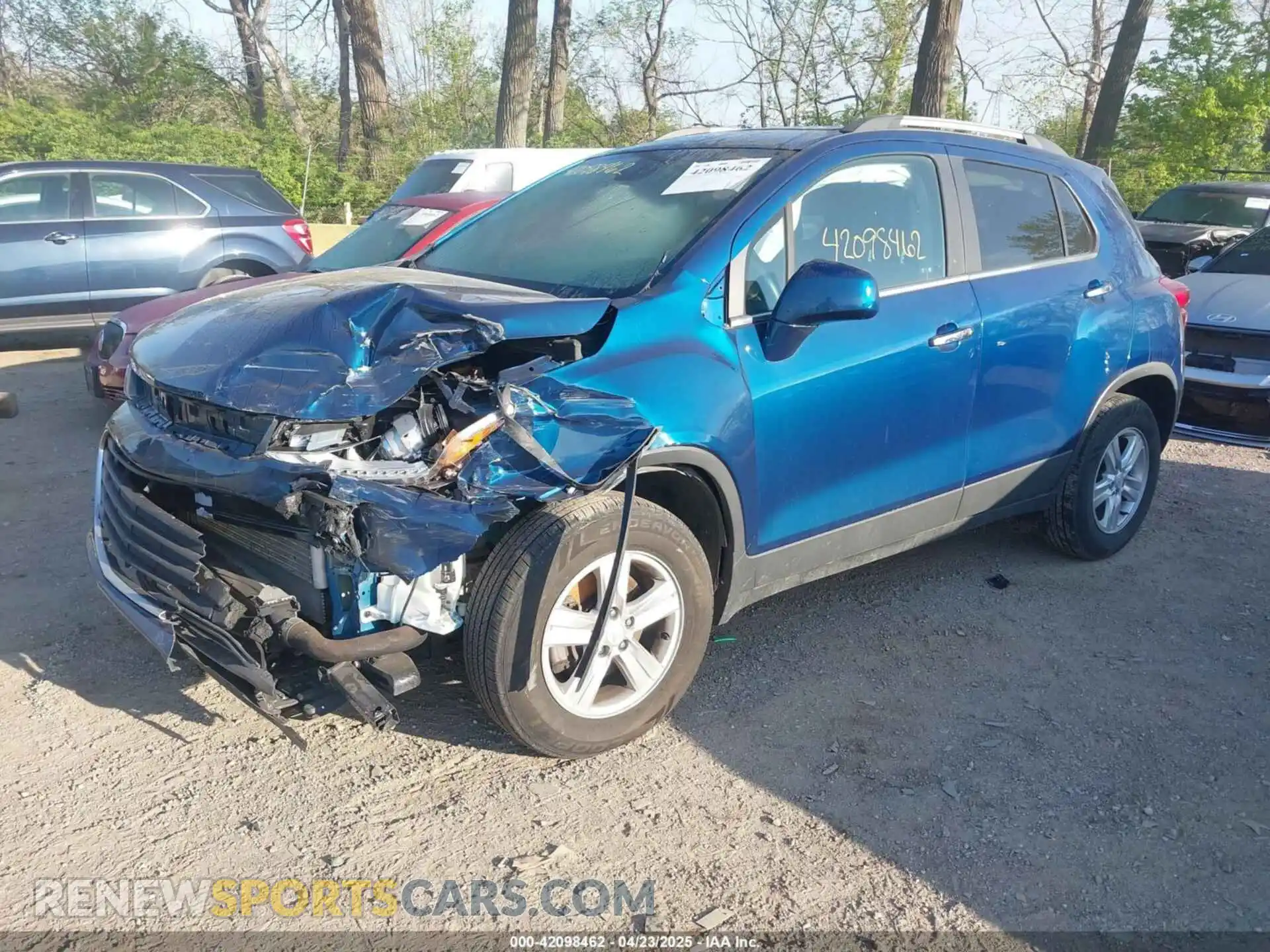 2 Photograph of a damaged car 3GNCJPSB2LL219333 CHEVROLET TRAX 2020