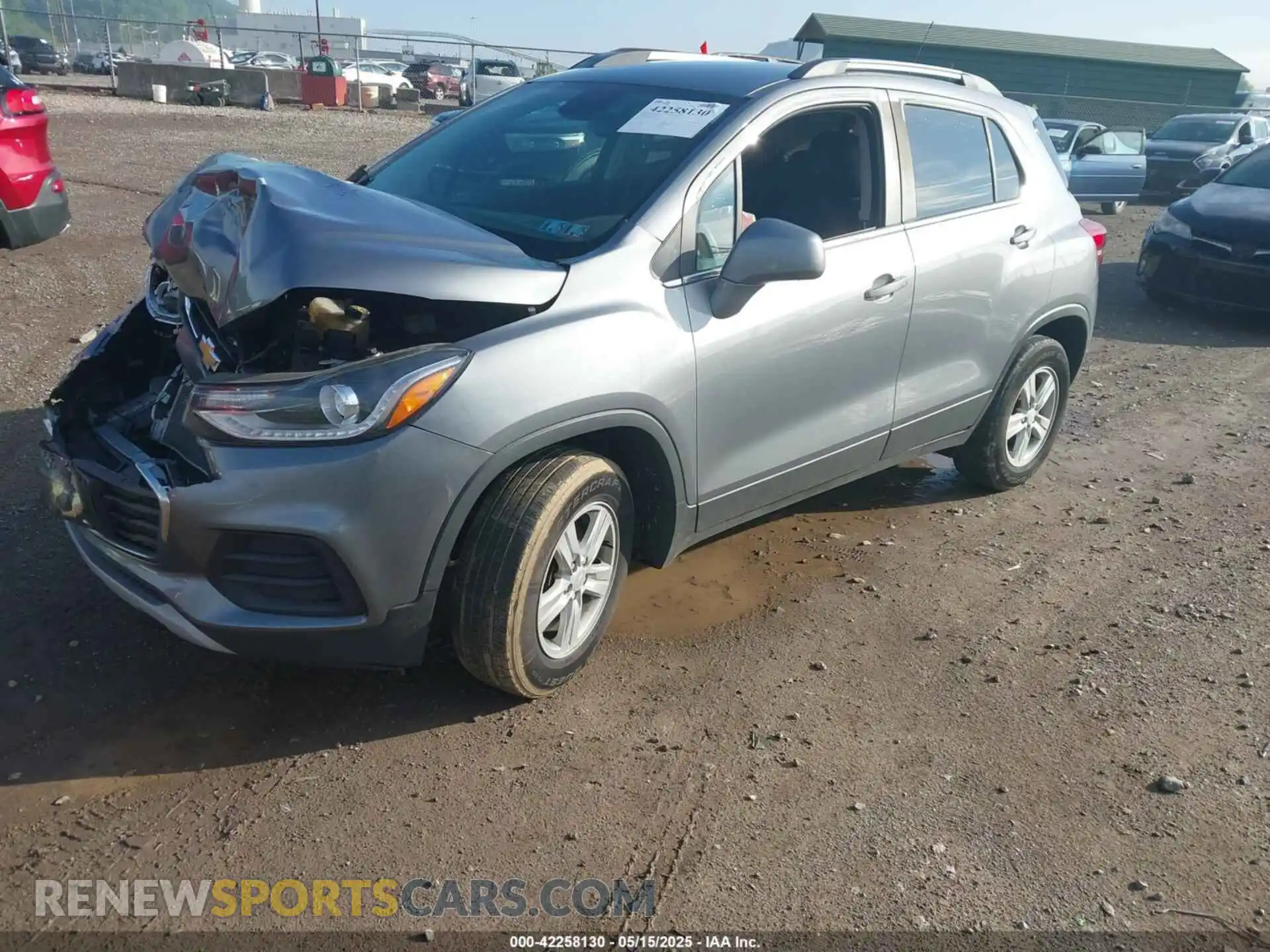2 Photograph of a damaged car 3GNCJPSB7LL323025 CHEVROLET TRAX 2020