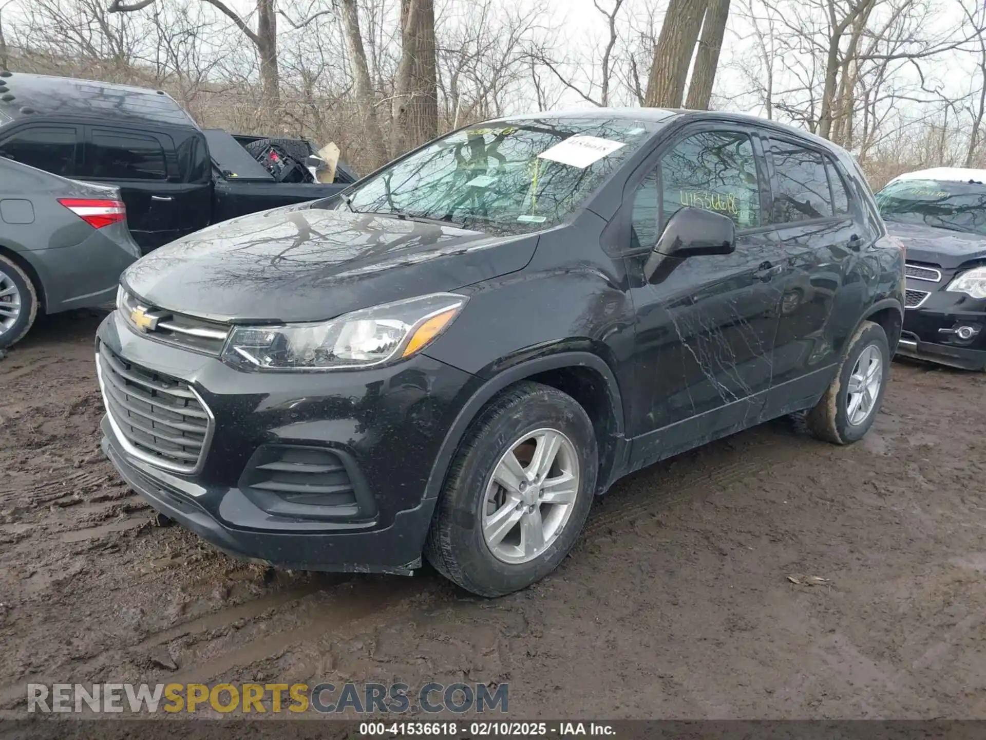 2 Photograph of a damaged car KL7CJKSB6LB019758 CHEVROLET TRAX 2020