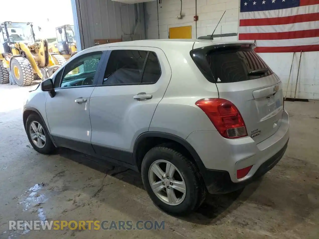 2 Photograph of a damaged car KL7CJKSB6LB317632 CHEVROLET TRAX 2020