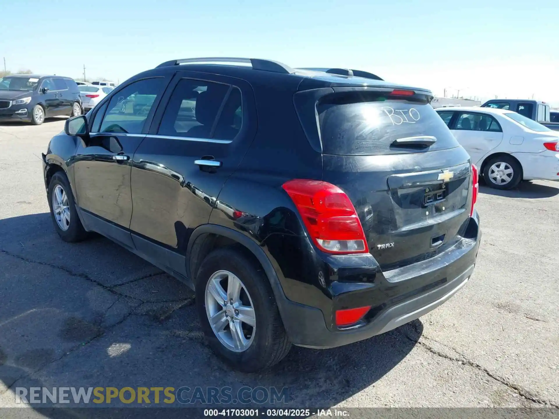 3 Photograph of a damaged car KL7CJLSB0LB042443 CHEVROLET TRAX 2020