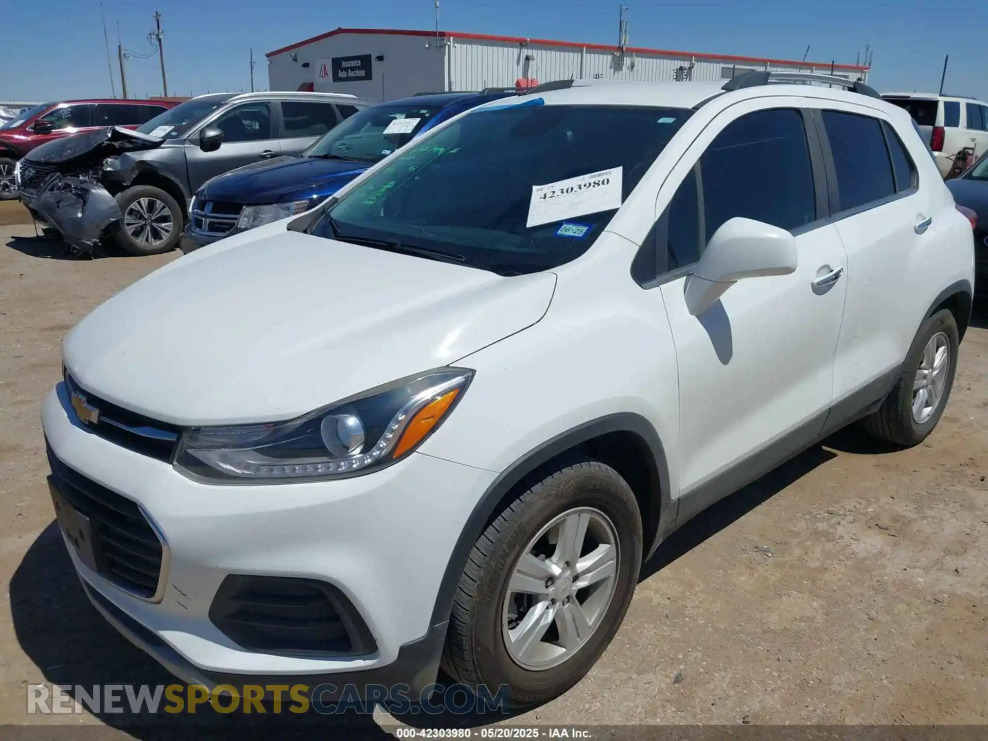 2 Photograph of a damaged car KL7CJLSB0LB070677 CHEVROLET TRAX 2020
