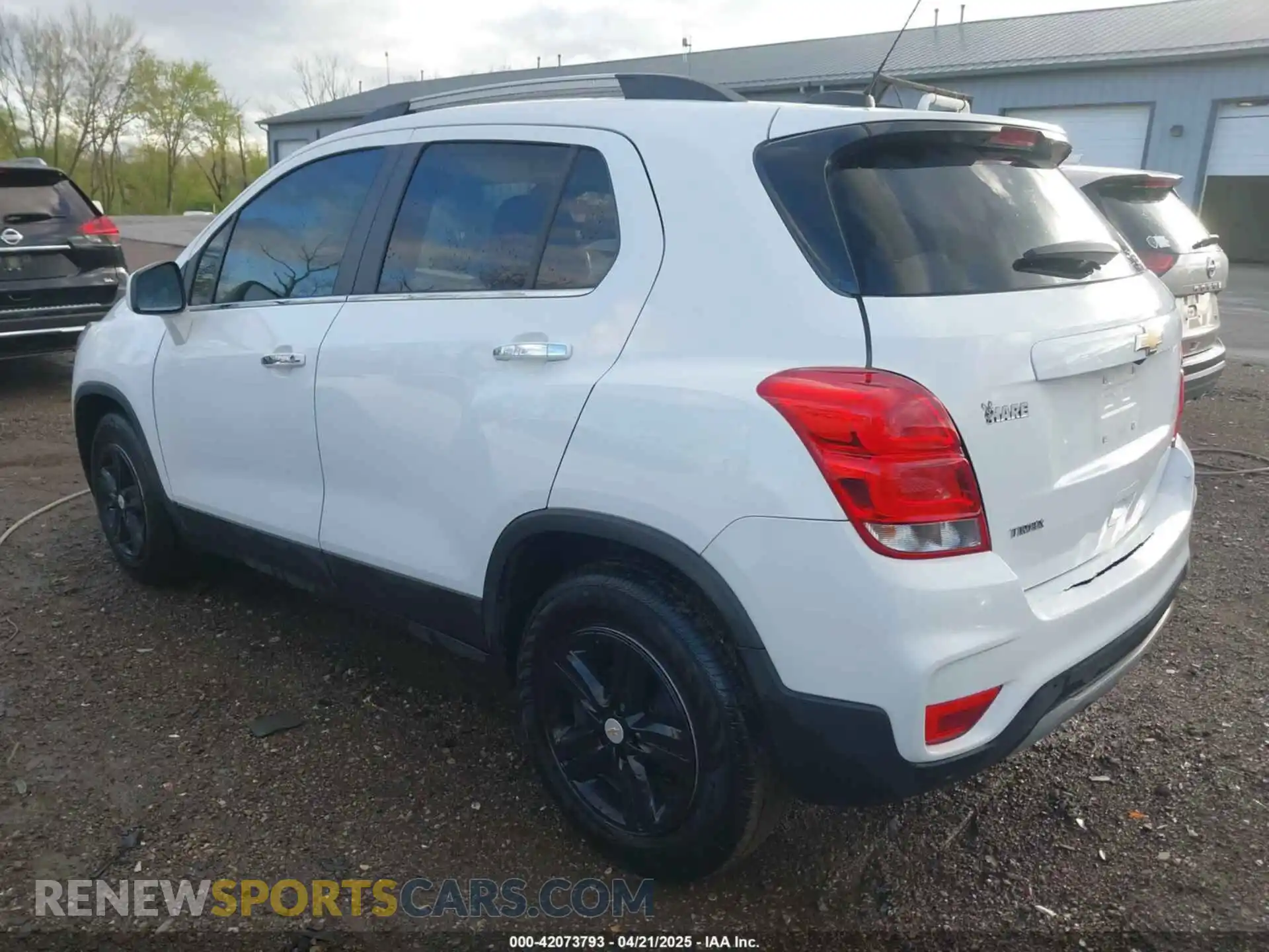 3 Photograph of a damaged car KL7CJLSB0LB083963 CHEVROLET TRAX 2020