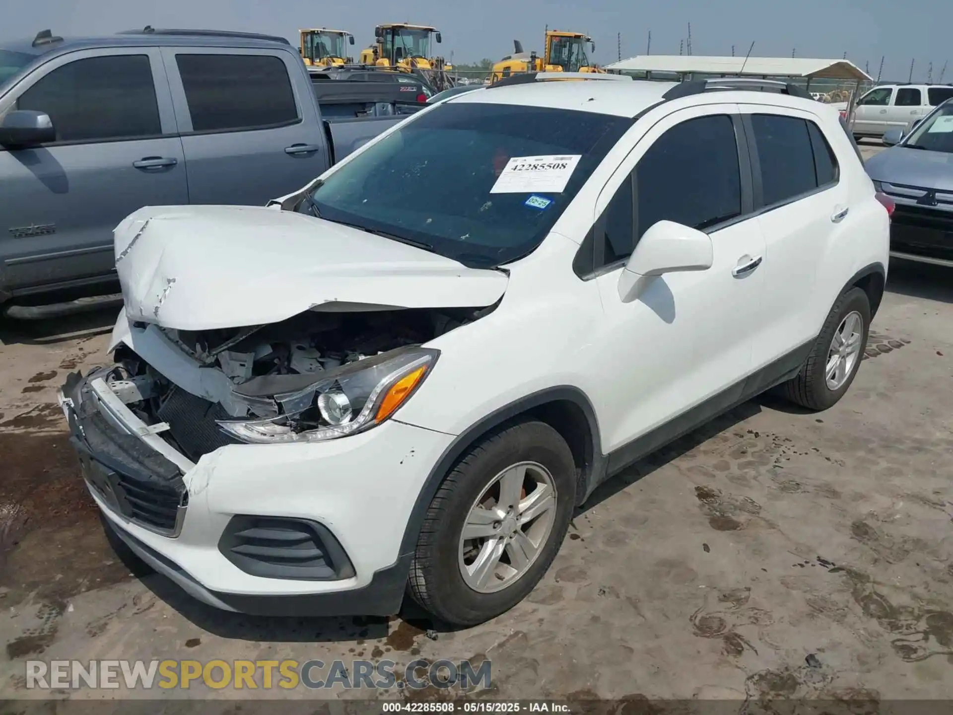 2 Photograph of a damaged car KL7CJLSB2LB009170 CHEVROLET TRAX 2020