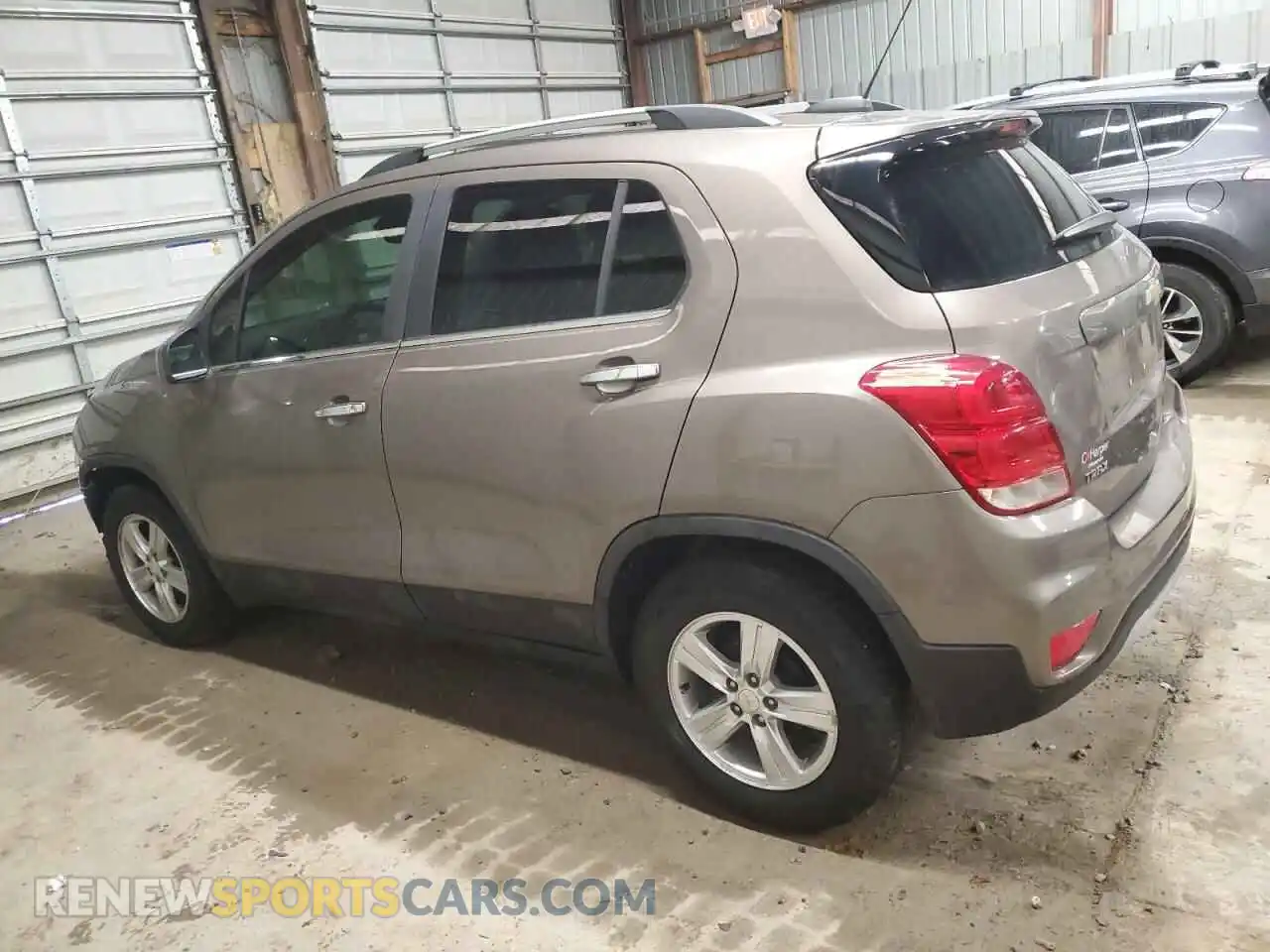 2 Photograph of a damaged car KL7CJLSB2LB348852 CHEVROLET TRAX 2020