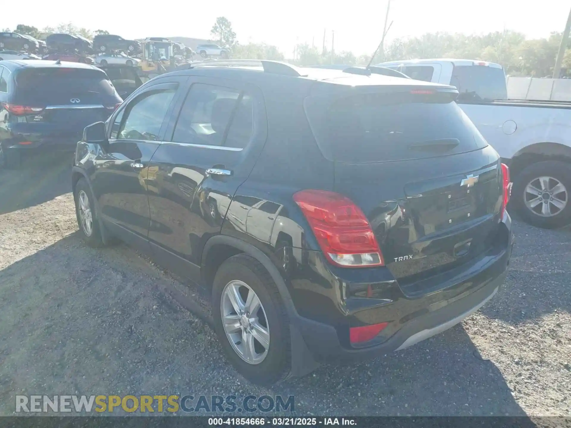 3 Photograph of a damaged car KL7CJLSB4LB011695 CHEVROLET TRAX 2020