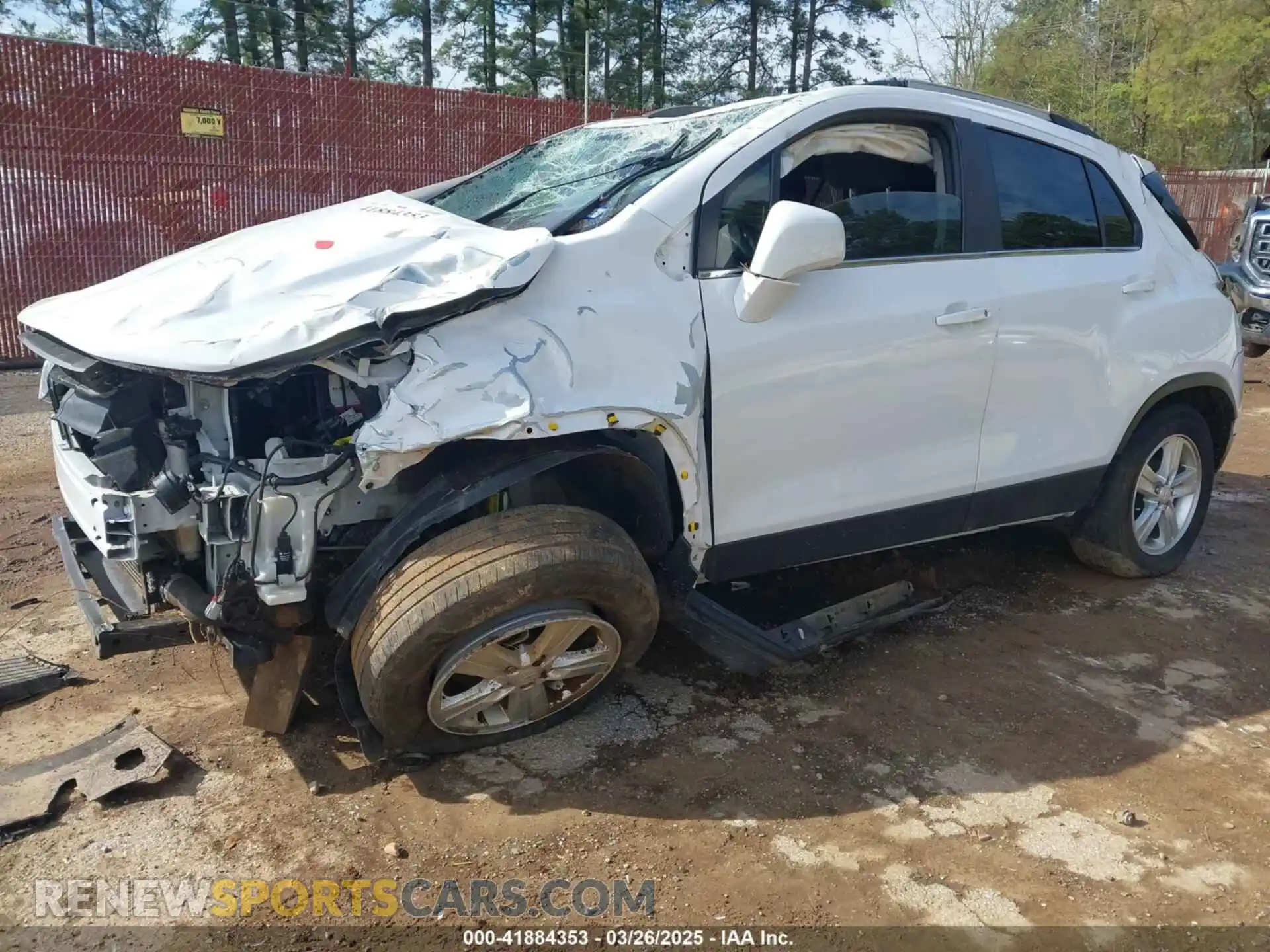 2 Photograph of a damaged car KL7CJLSB5LB315103 CHEVROLET TRAX 2020