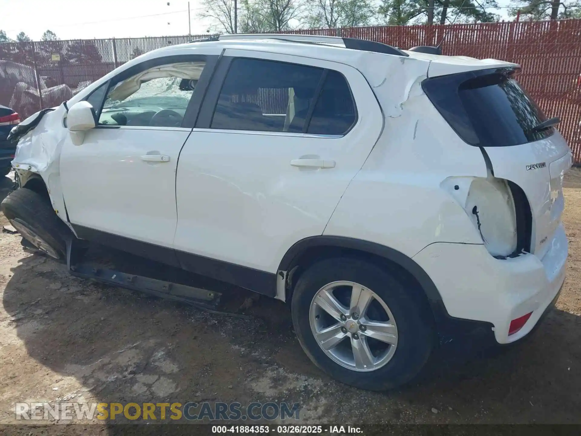 3 Photograph of a damaged car KL7CJLSB5LB315103 CHEVROLET TRAX 2020