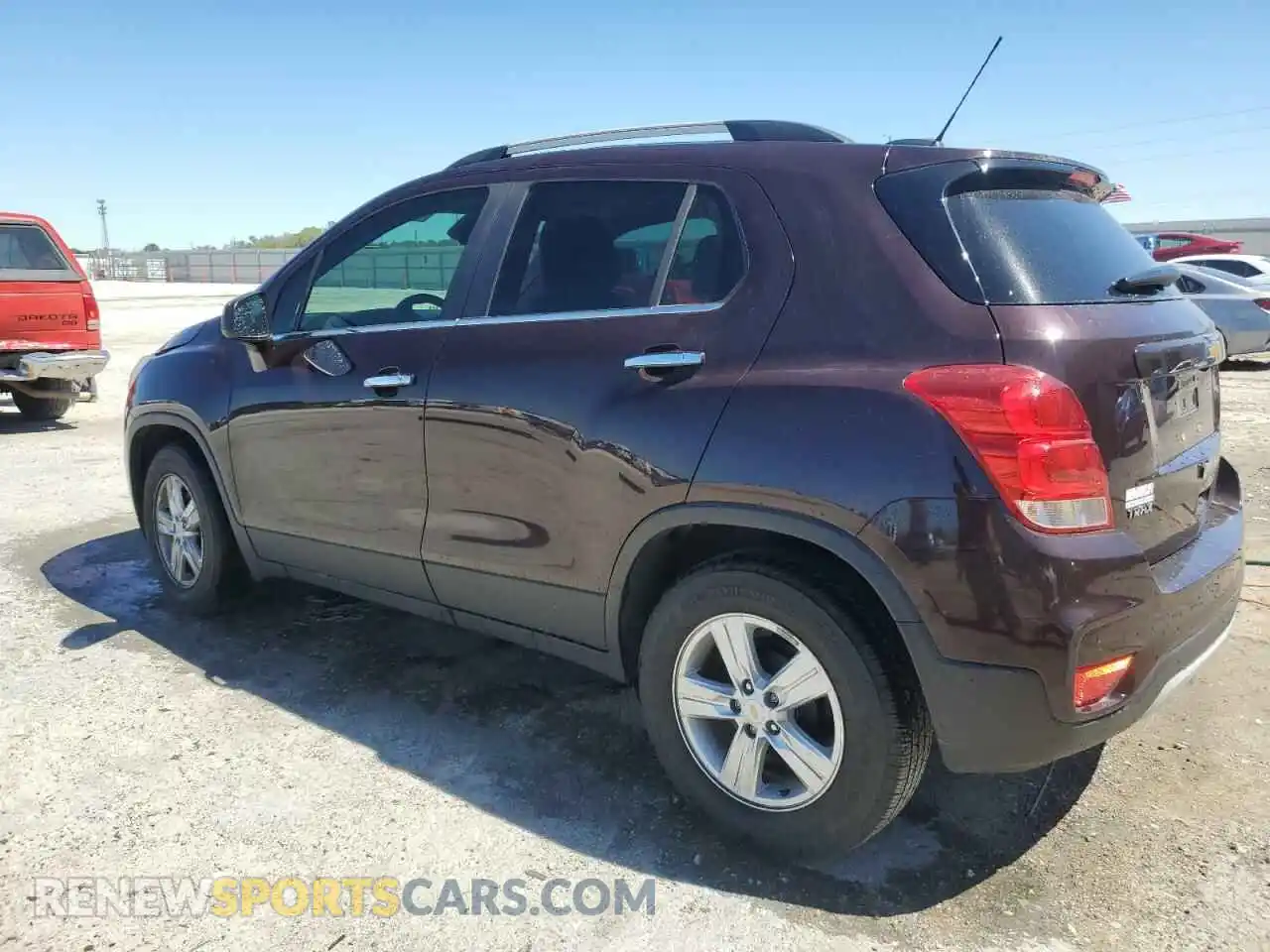 2 Photograph of a damaged car KL7CJLSB8LB353733 CHEVROLET TRAX 2020