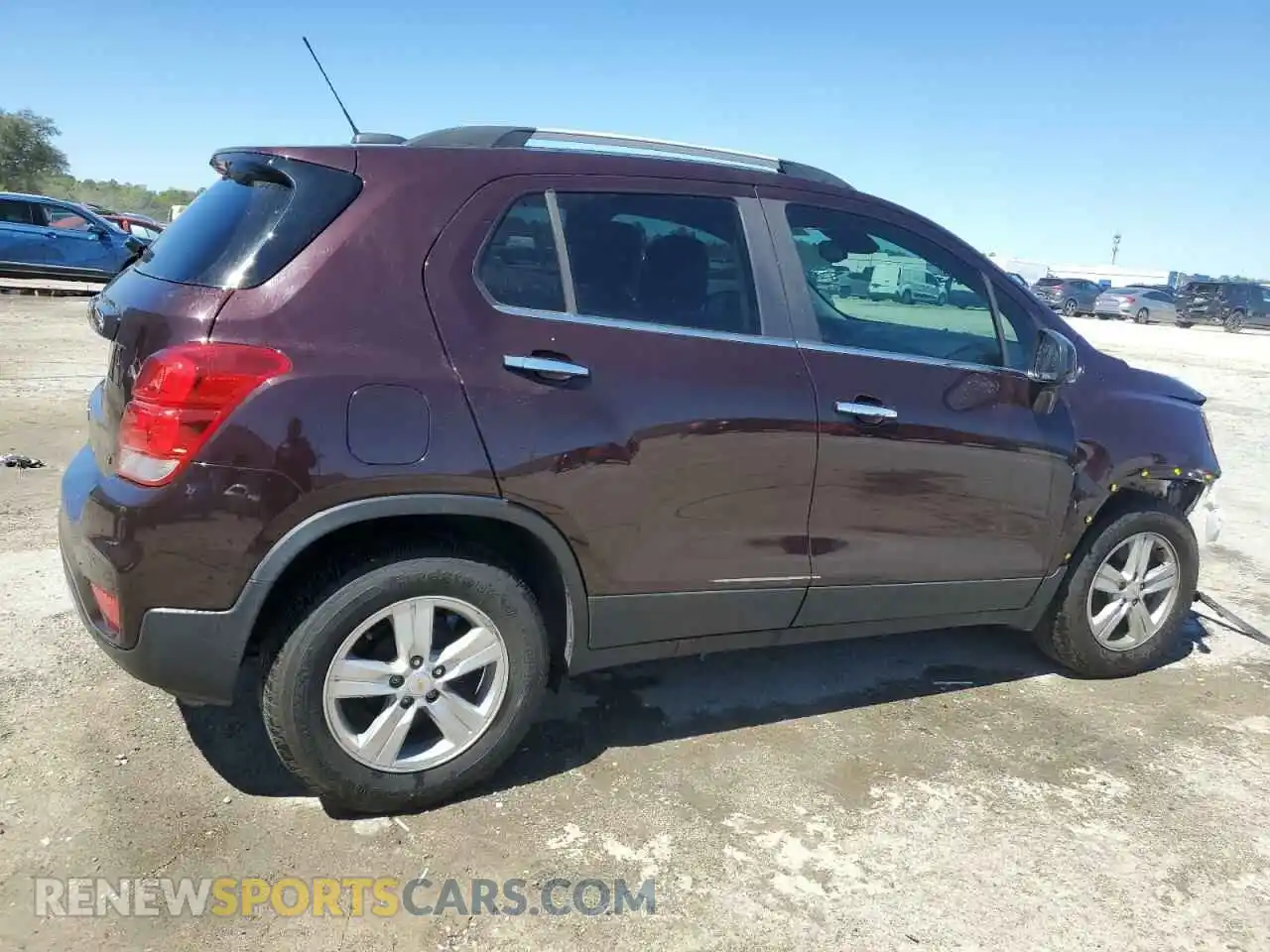 3 Photograph of a damaged car KL7CJLSB8LB353733 CHEVROLET TRAX 2020