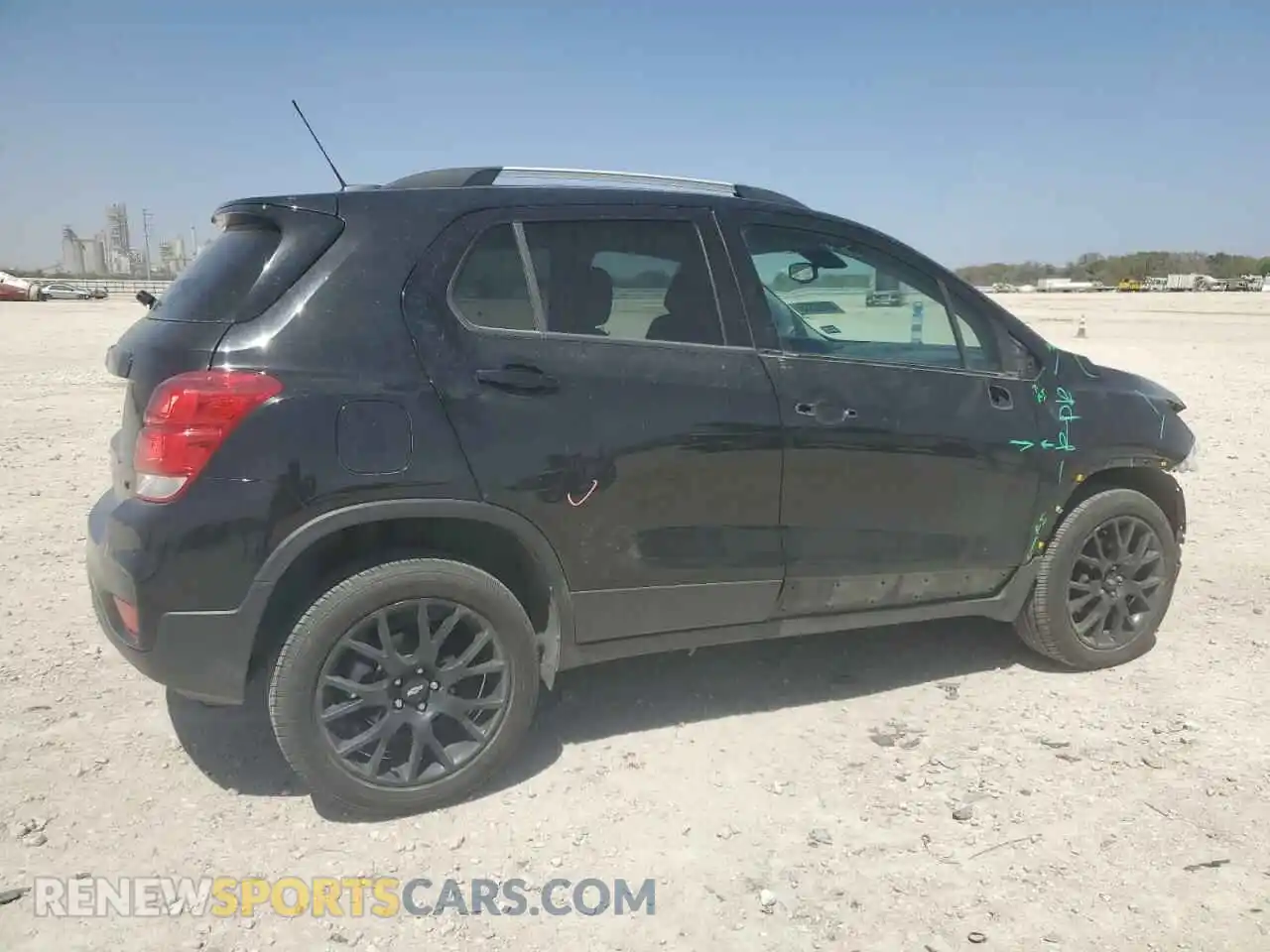 3 Photograph of a damaged car KL7CJPSB6LB351535 CHEVROLET TRAX 2020
