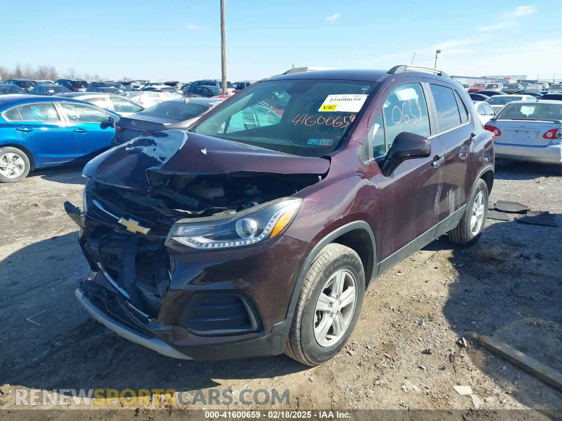 2 Photograph of a damaged car KL7CJPSBXLB349013 CHEVROLET TRAX 2020