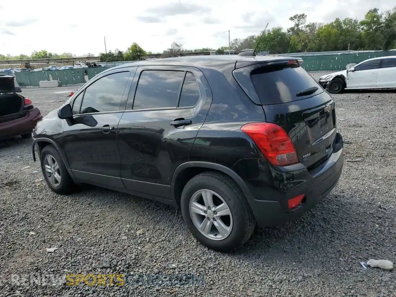 2 Photograph of a damaged car KL7CJKSB0MB319152 CHEVROLET TRAX 2021