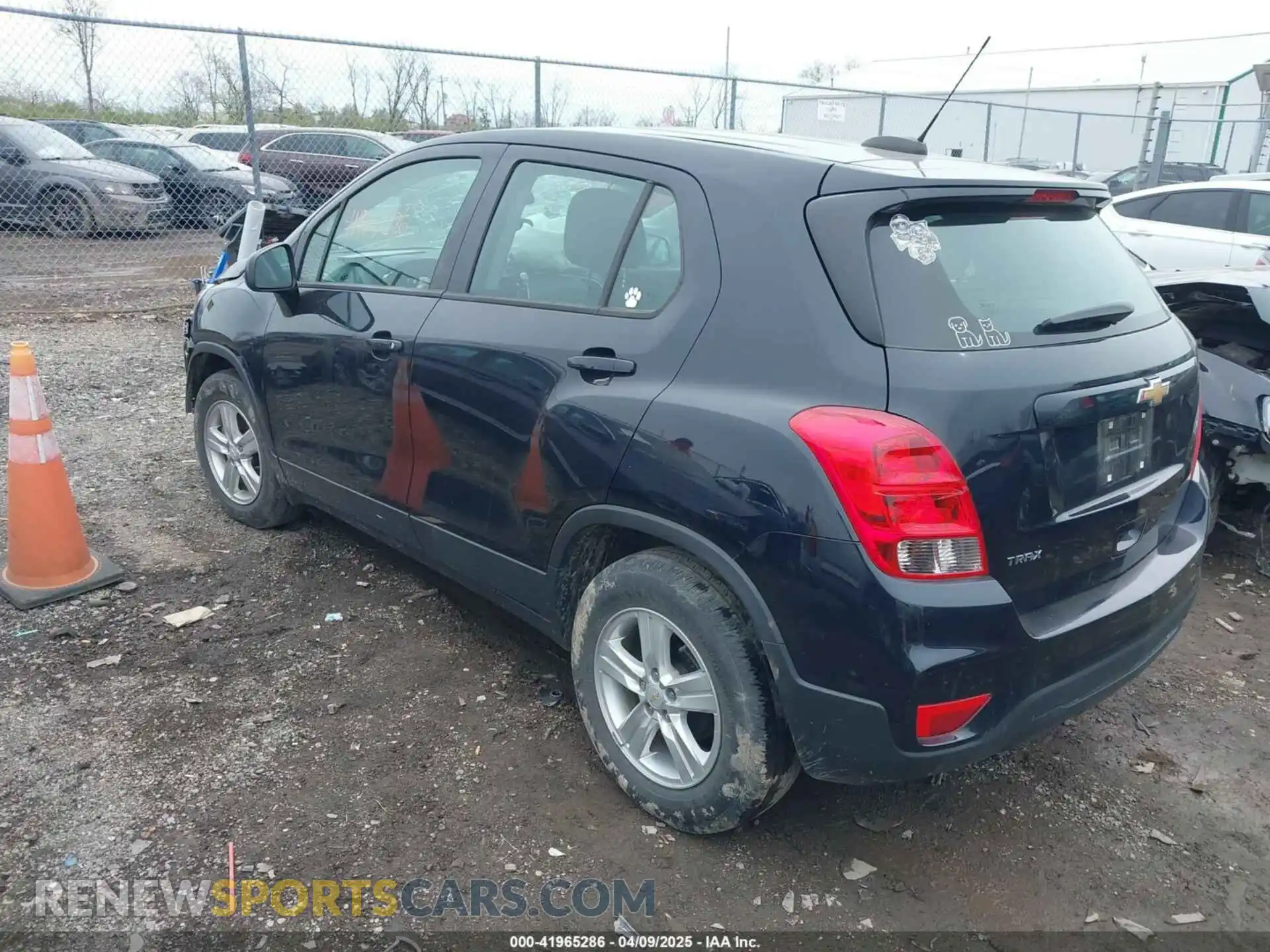 3 fotografías del automóvil dañado KL7CJKSB1MB319077 CHEVROLET TRAX 2021