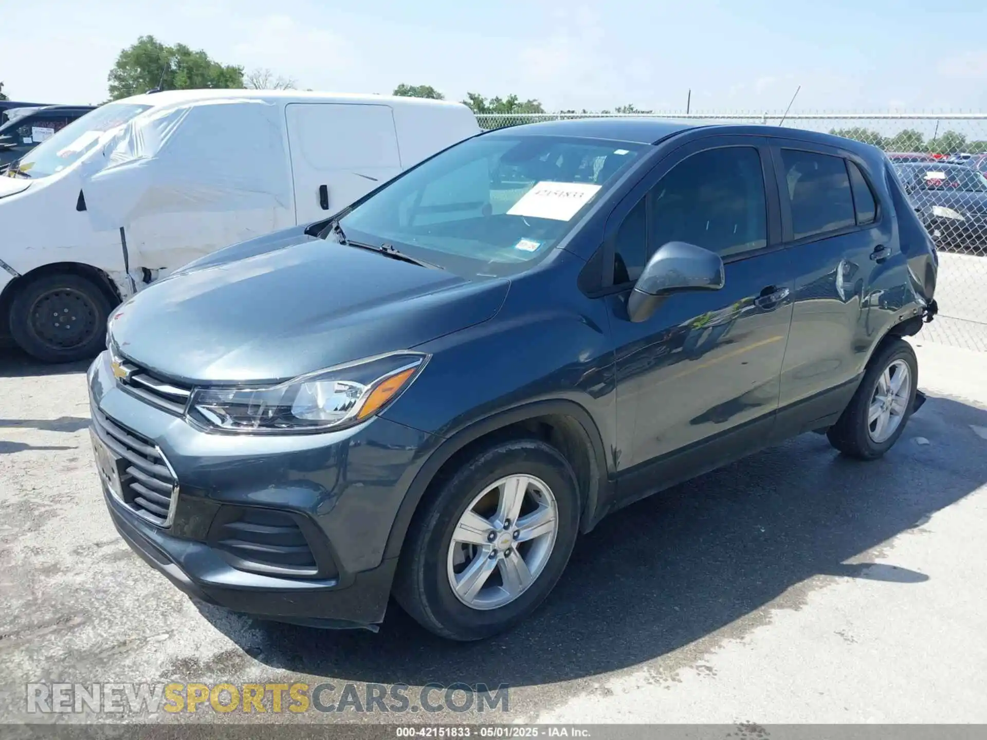2 Photograph of a damaged car KL7CJKSB2MB303809 CHEVROLET TRAX 2021
