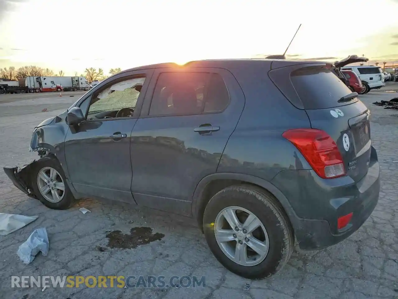 2 Photograph of a damaged car KL7CJKSB2MB314180 CHEVROLET TRAX 2021