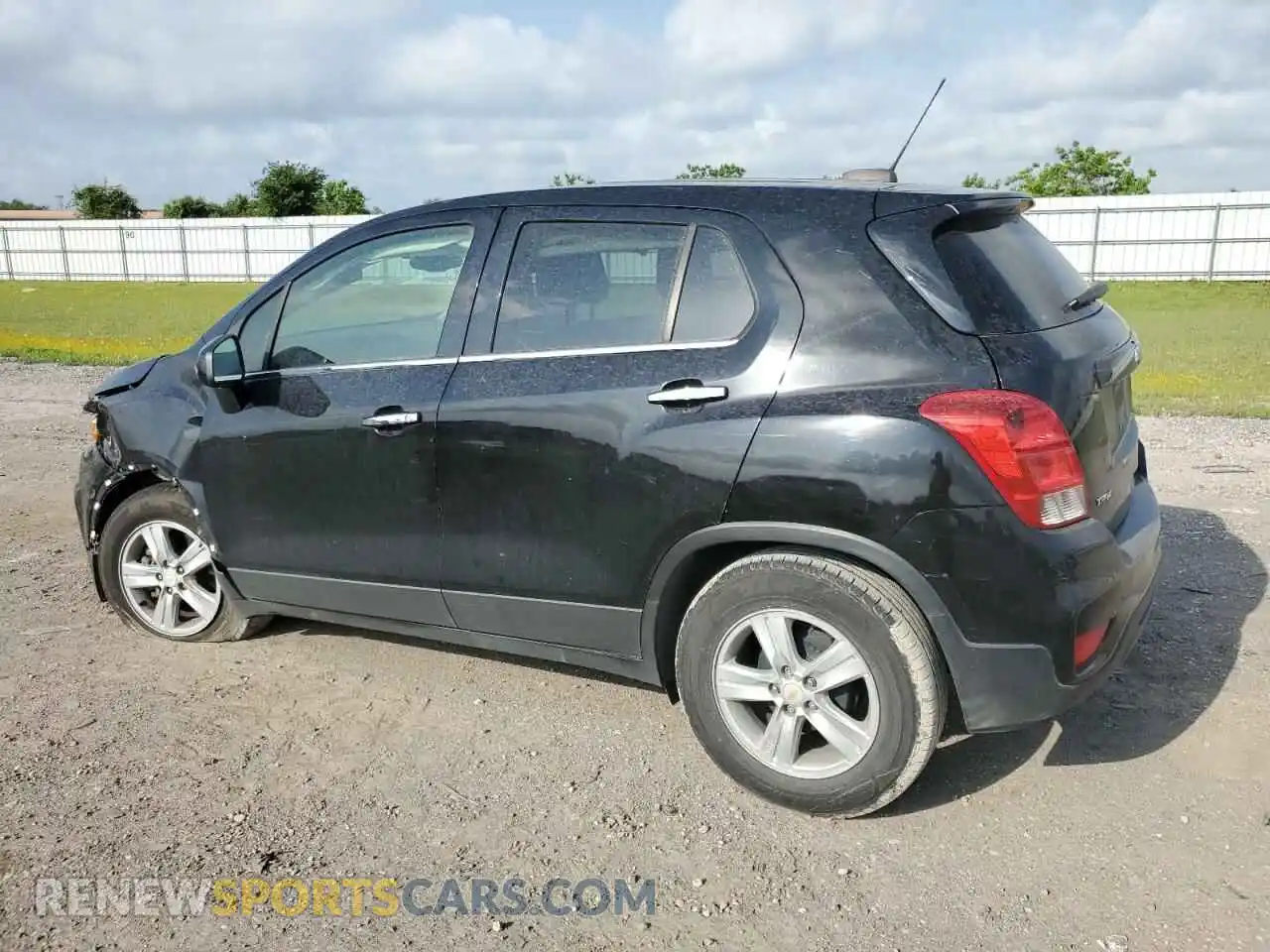 2 Photograph of a damaged car KL7CJKSB3MB300658 CHEVROLET TRAX 2021