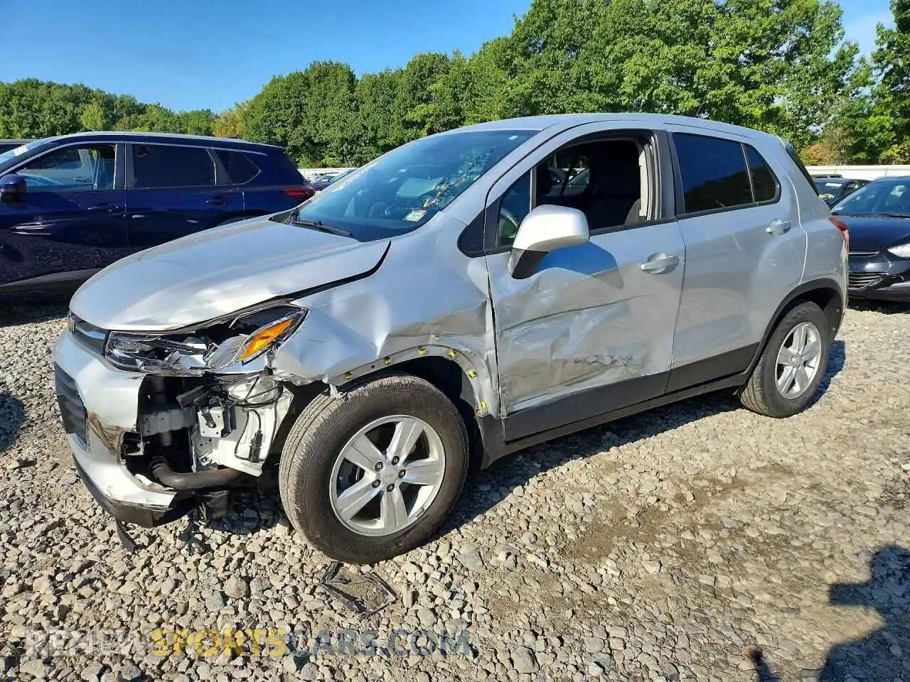1 Фотография поврежденного автомобиля KL7CJKSB3MB302717 CHEVROLET TRAX 2021