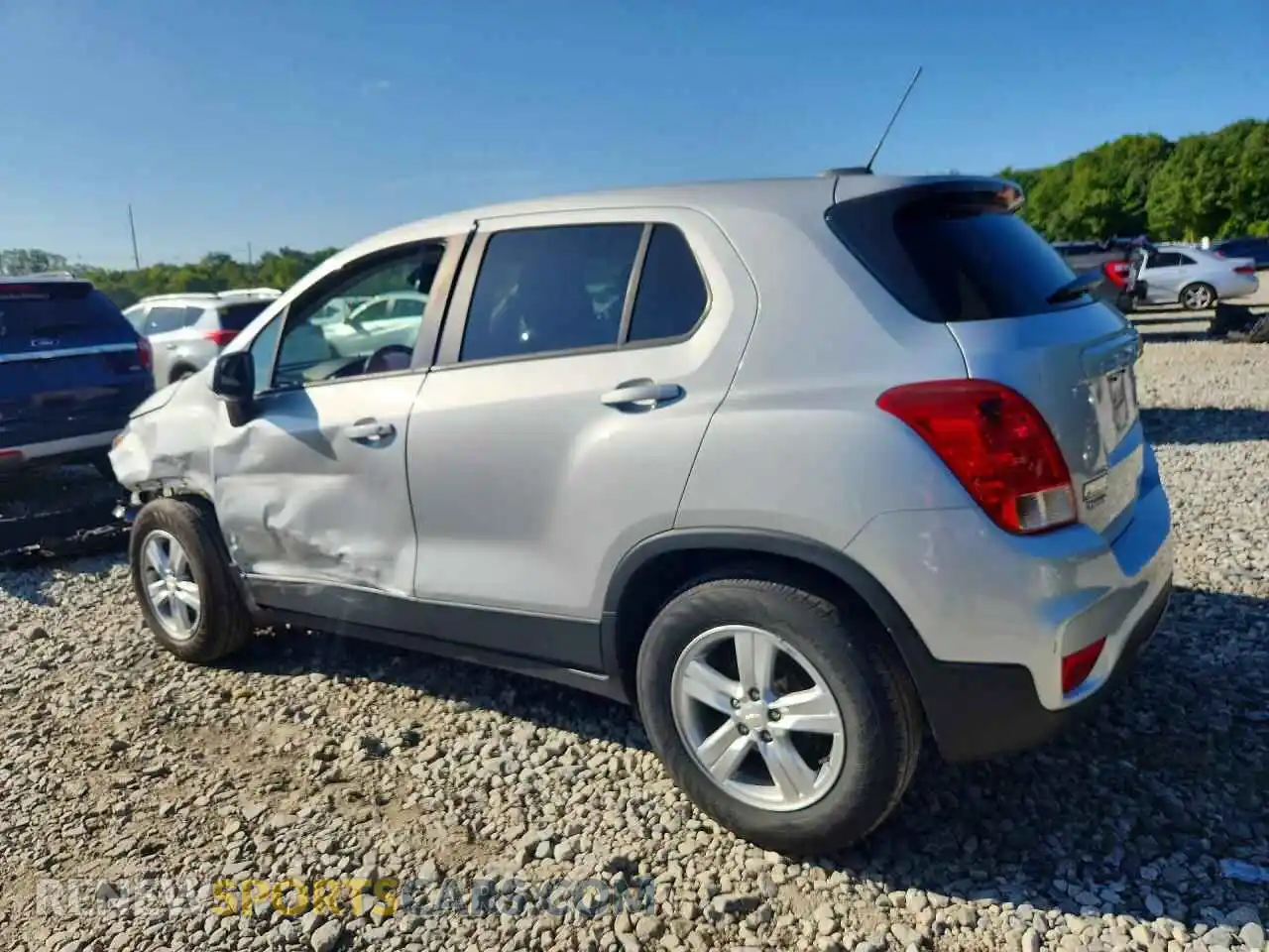 2 Фотография поврежденного автомобиля KL7CJKSB3MB302717 CHEVROLET TRAX 2021