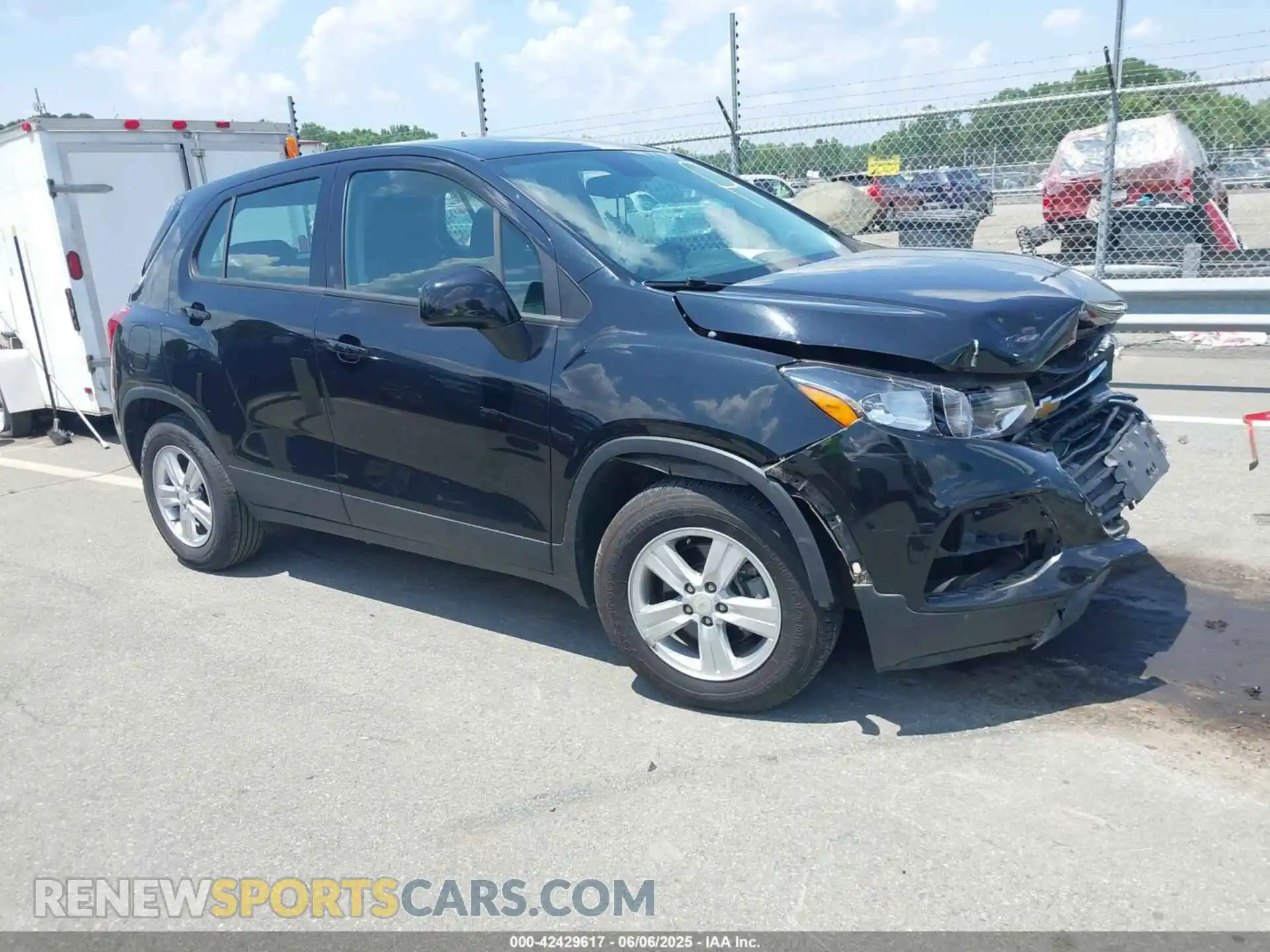 1 Photograph of a damaged car KL7CJKSB4MB320580 CHEVROLET TRAX 2021