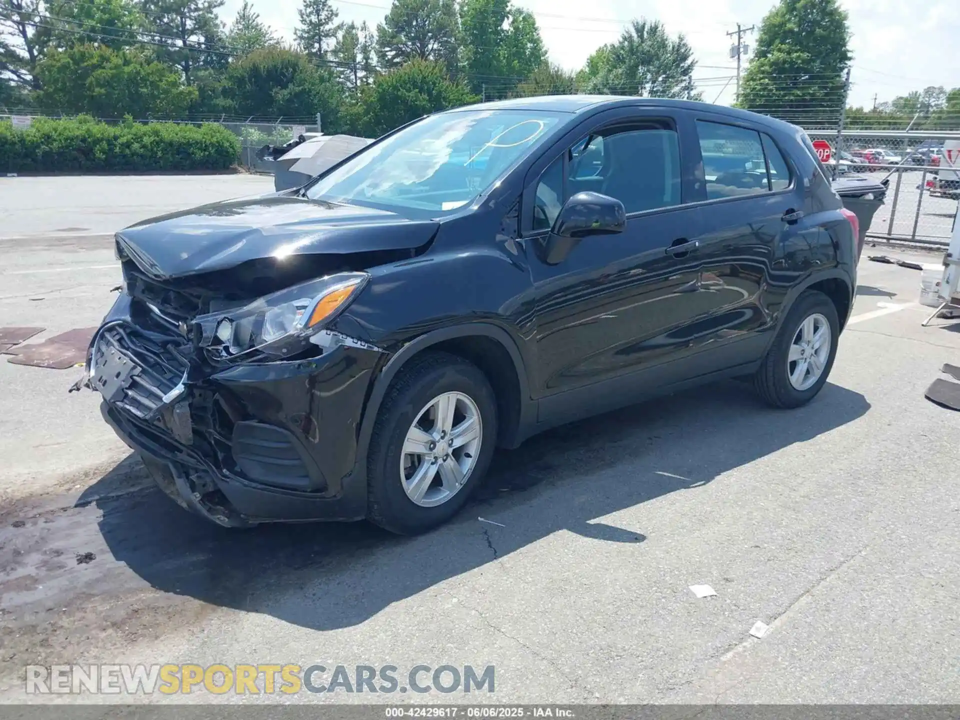 2 Photograph of a damaged car KL7CJKSB4MB320580 CHEVROLET TRAX 2021