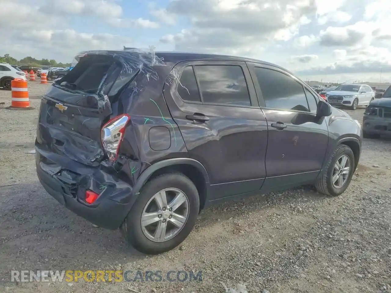 3 Photograph of a damaged car KL7CJKSB4MB325584 CHEVROLET TRAX 2021