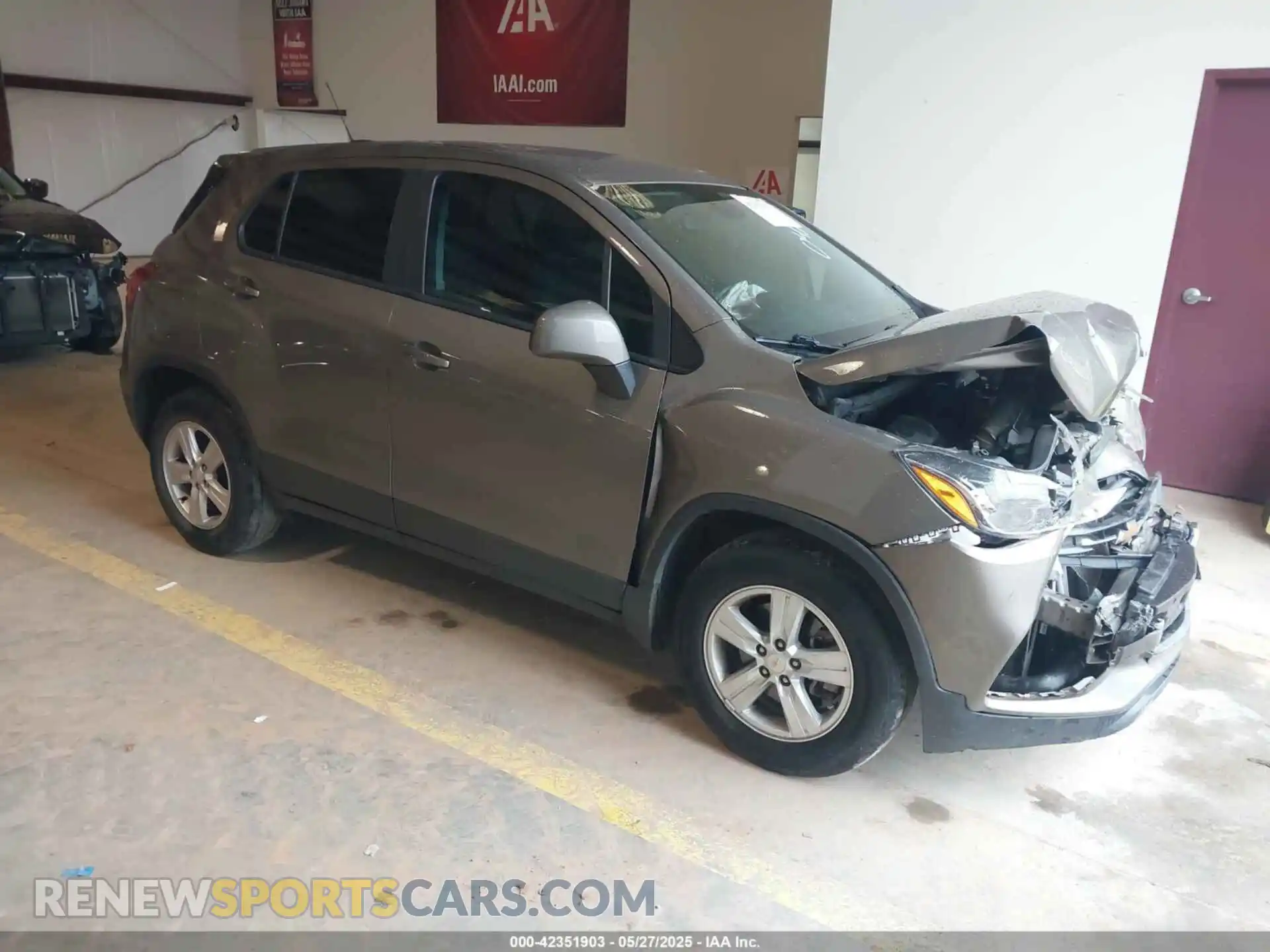 1 Photograph of a damaged car KL7CJKSB5MB310429 CHEVROLET TRAX 2021