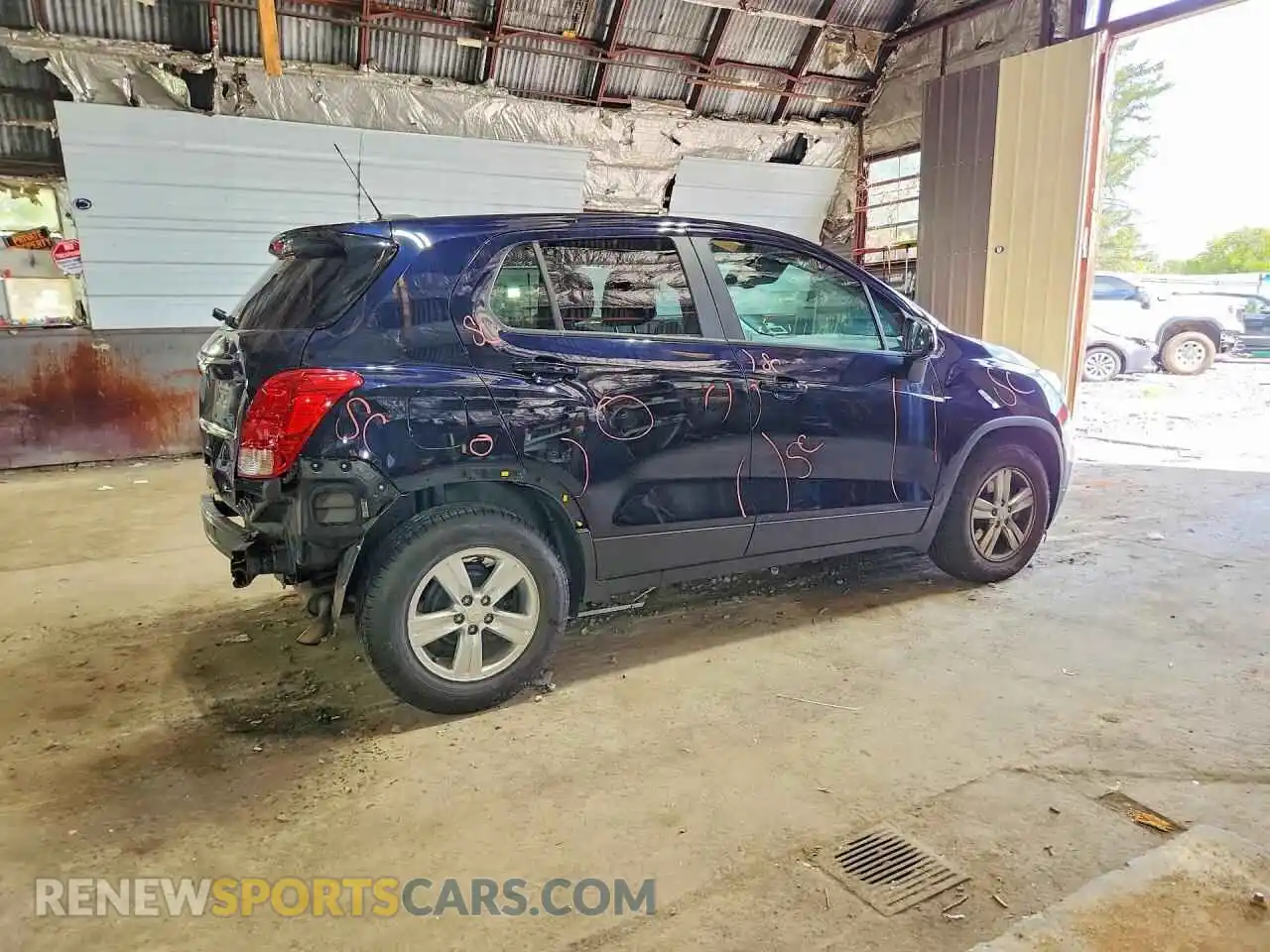3 Photograph of a damaged car KL7CJKSB5MB321110 CHEVROLET TRAX 2021