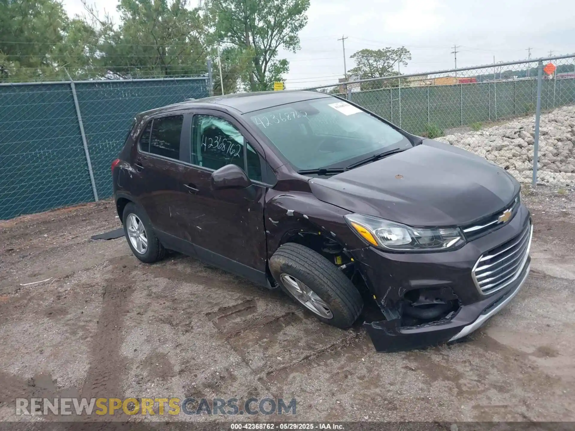 1 Photograph of a damaged car KL7CJKSB5MB332060 CHEVROLET TRAX 2021