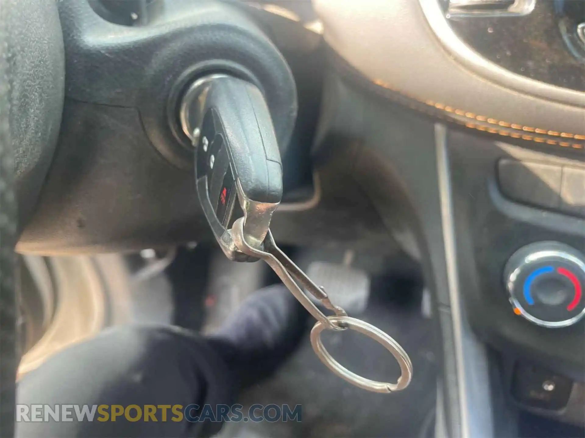 1 Photograph of a damaged car KL7CJKSB5MB341177 CHEVROLET TRAX 2021