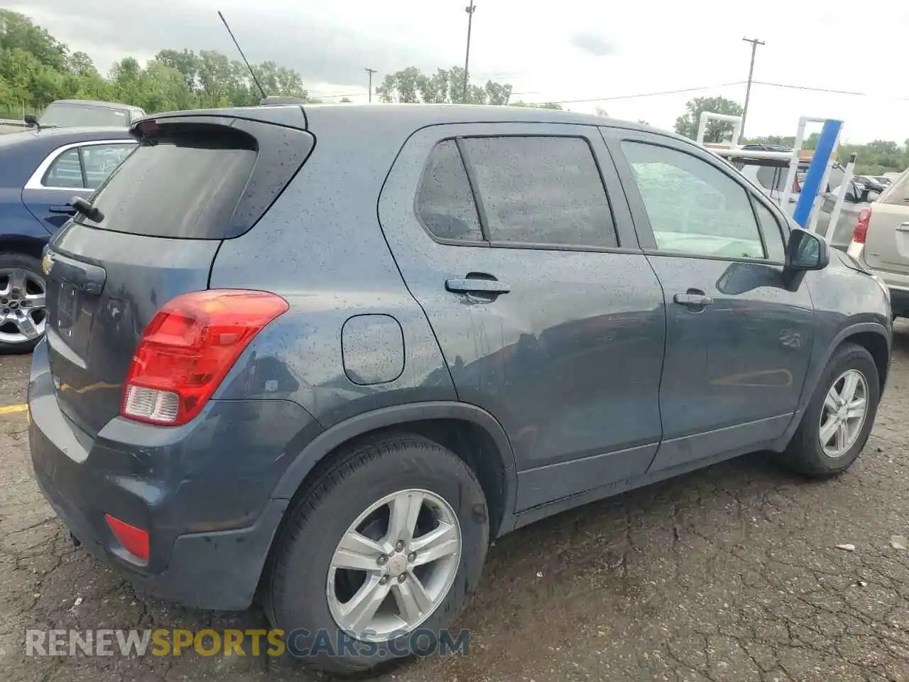 3 Photograph of a damaged car KL7CJKSB7MB331458 CHEVROLET TRAX 2021