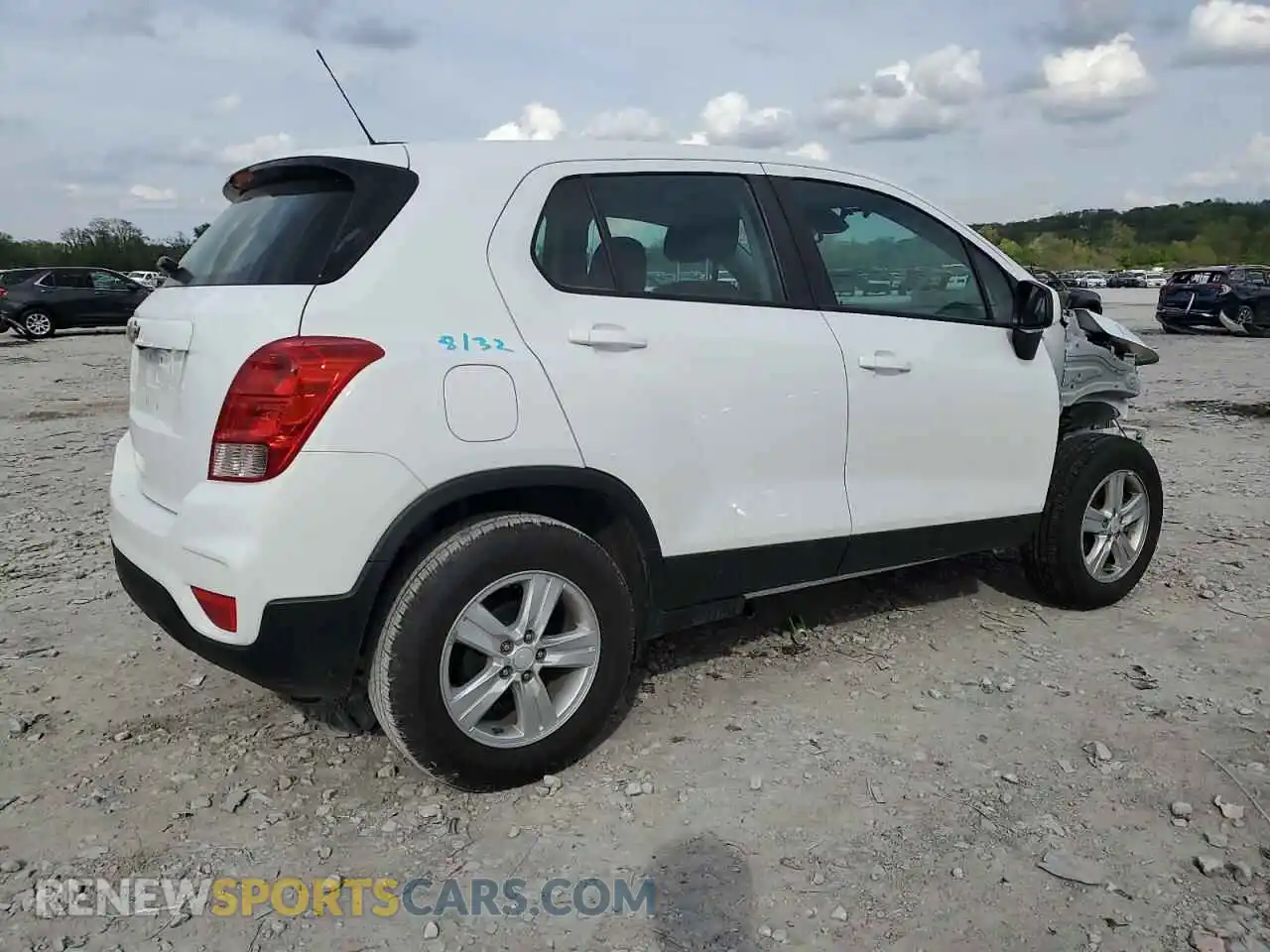 3 Photograph of a damaged car KL7CJKSM4MB364791 CHEVROLET TRAX 2021